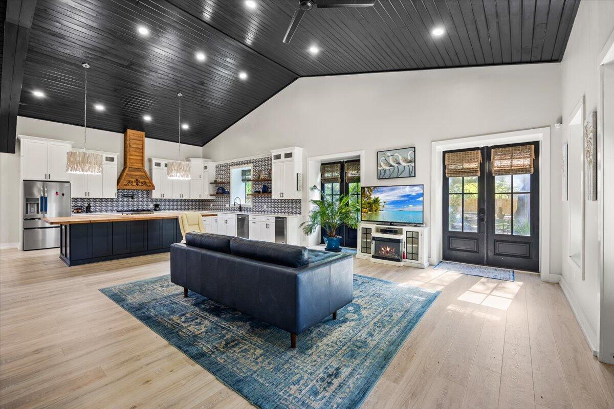 NONESUCH WAY - Residential