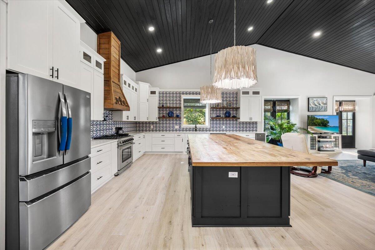 NONESUCH WAY - Residential