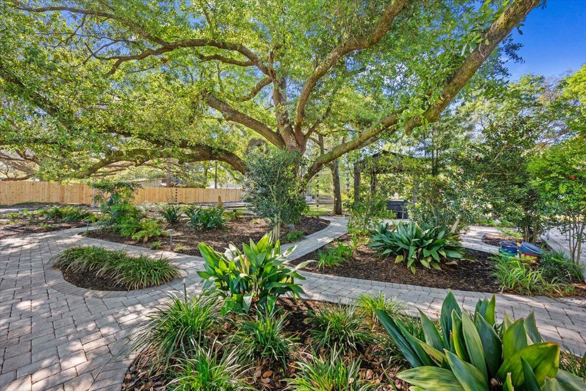 NONESUCH WAY - Residential