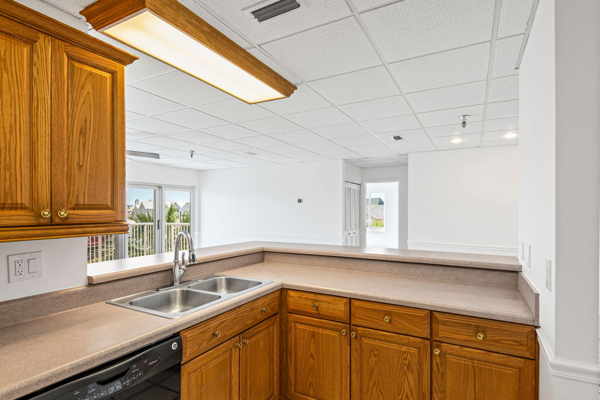 Sun King Towers - Residential