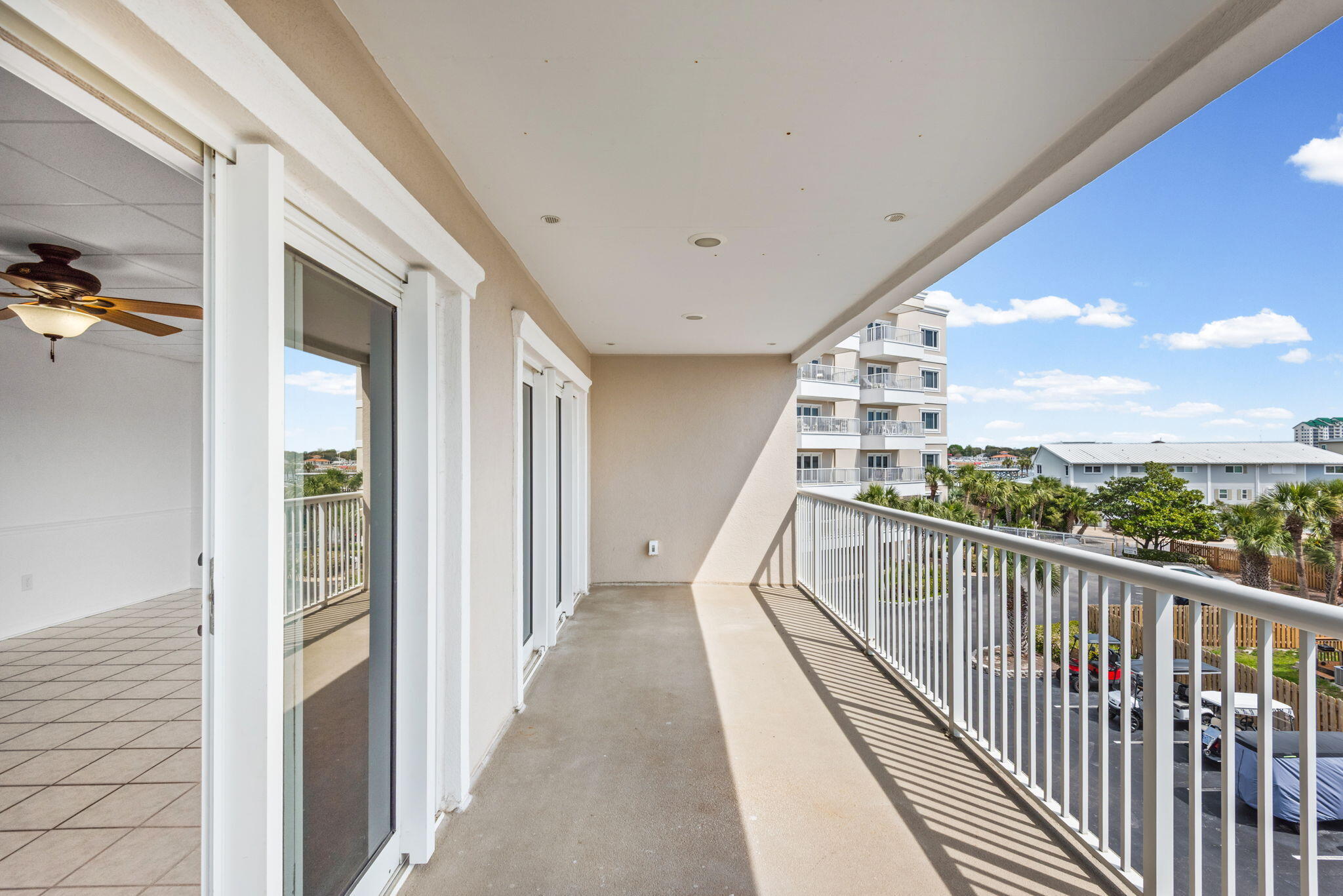 Sun King Towers - Residential