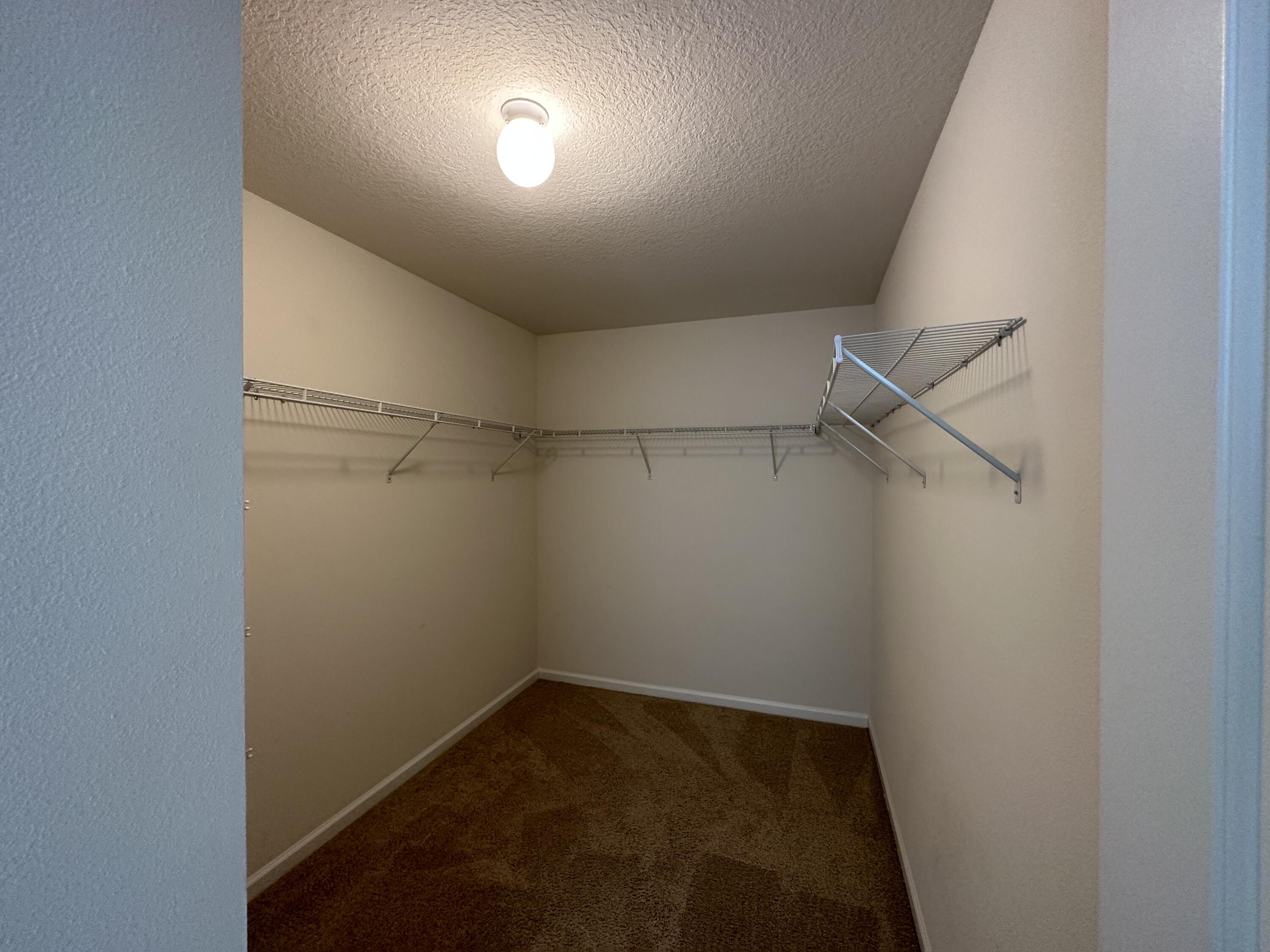 PARTRIDGE HILLS LOT 19 BLK A - Residential Lease