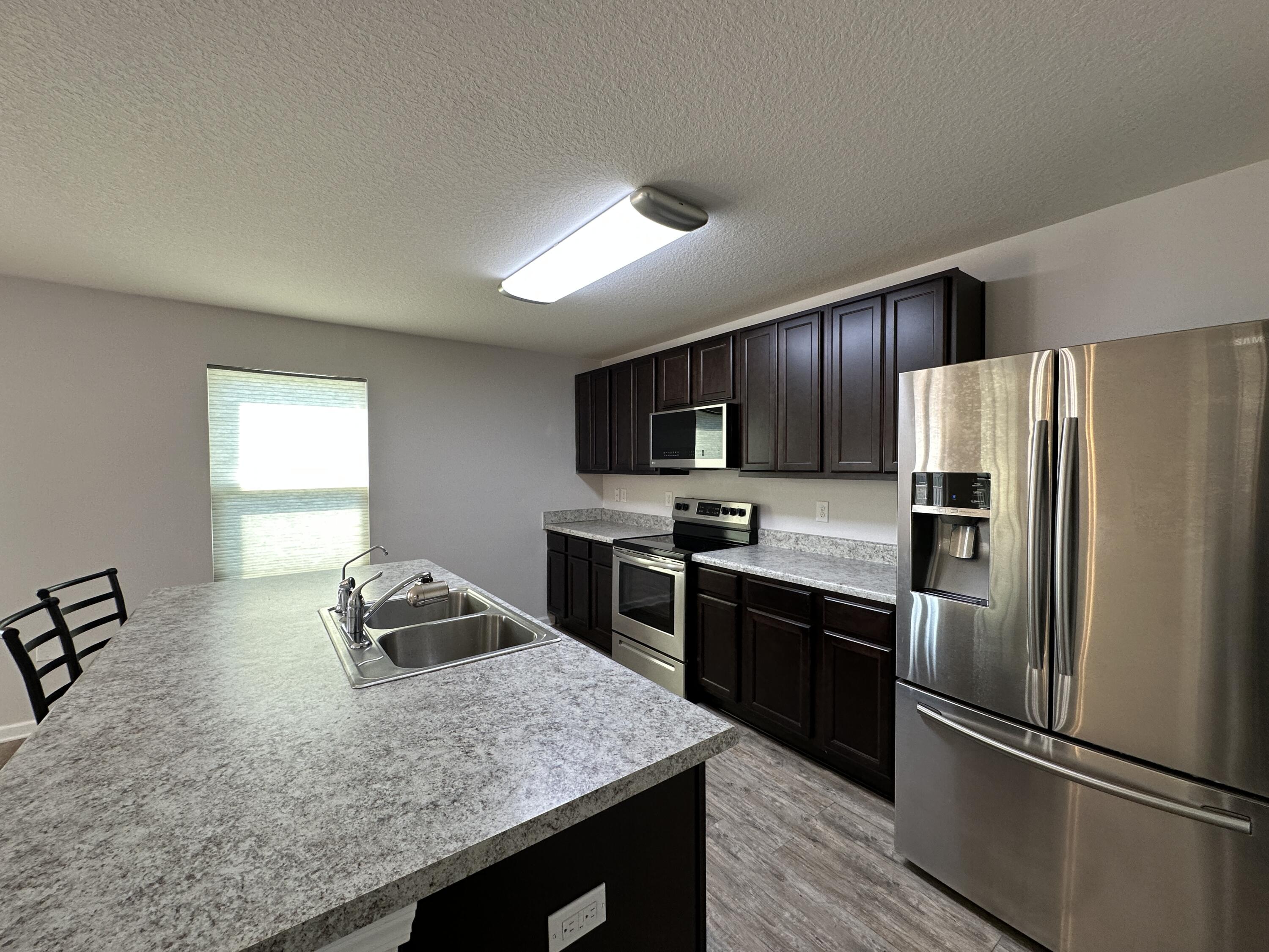 PARTRIDGE HILLS LOT 19 BLK A - Residential Lease