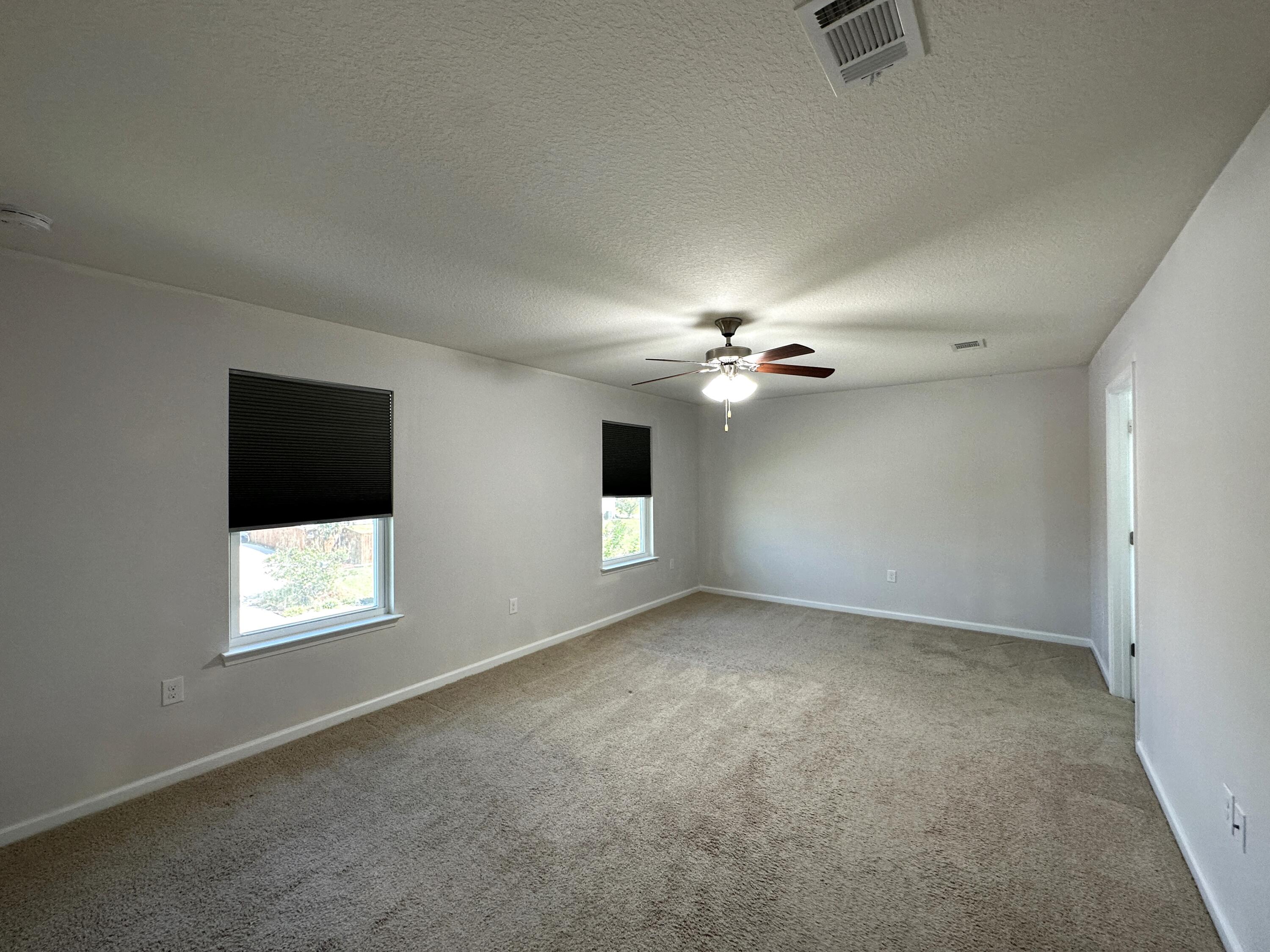 PARTRIDGE HILLS LOT 19 BLK A - Residential Lease