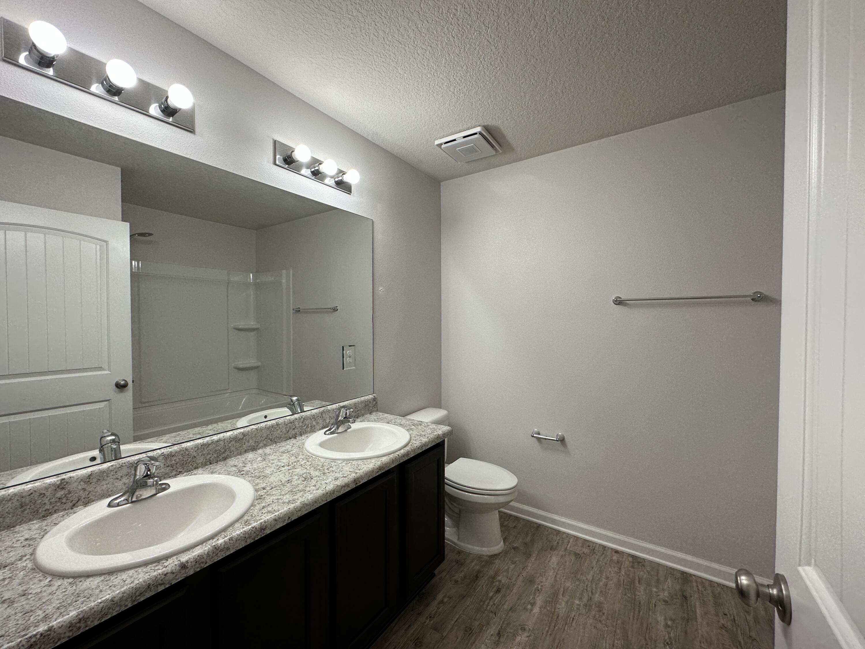 PARTRIDGE HILLS LOT 19 BLK A - Residential Lease