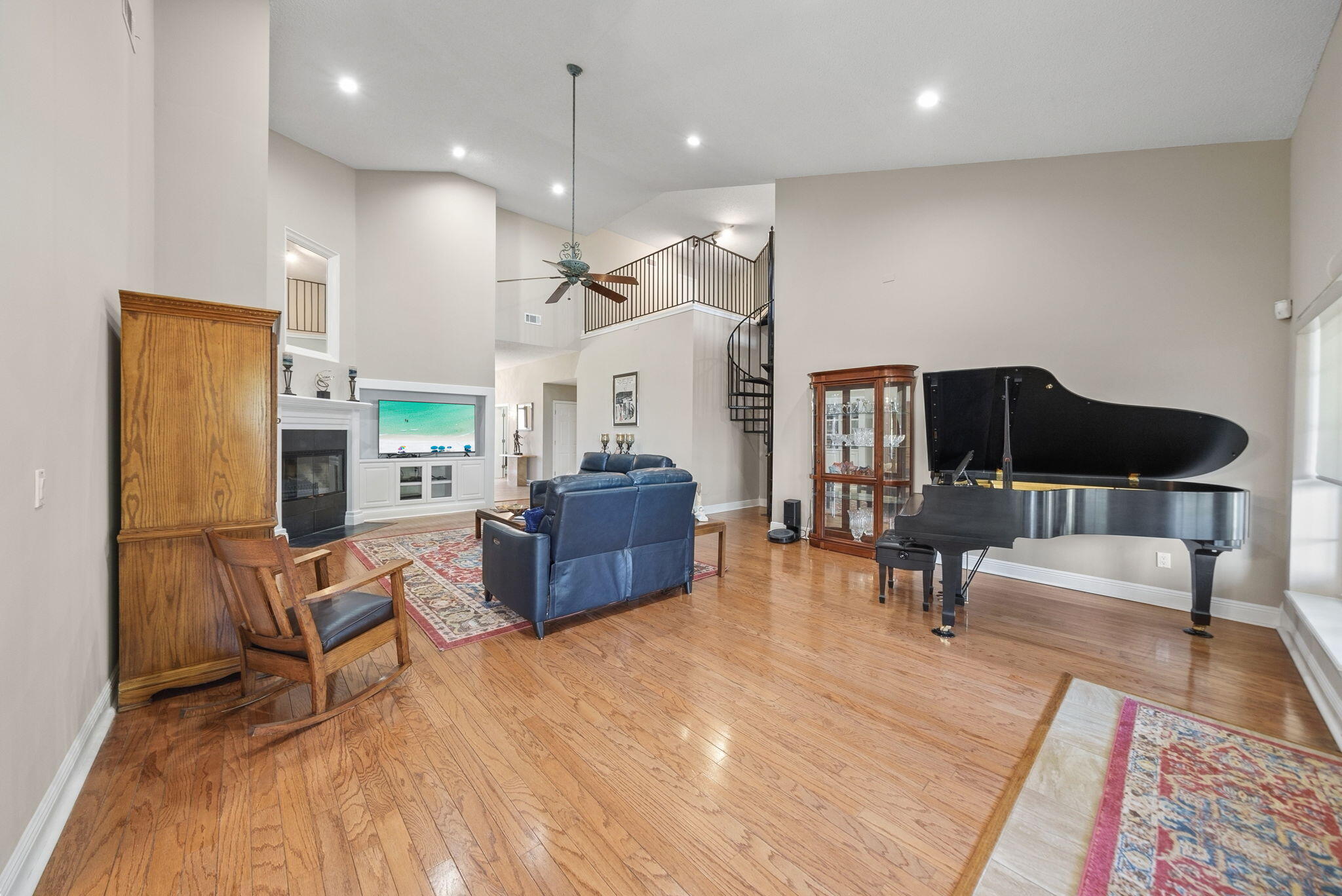 GRAND HARBOR - Residential