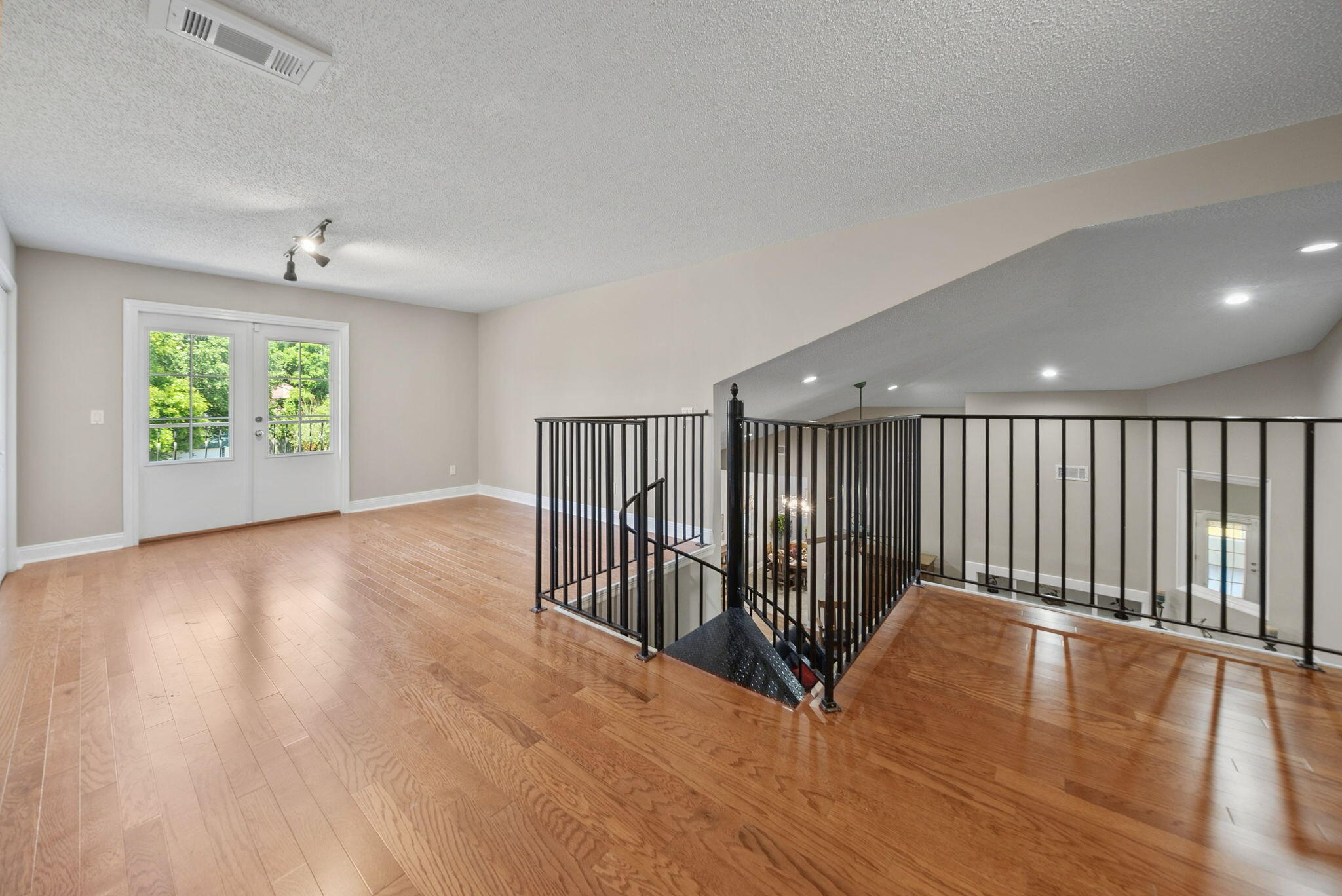 GRAND HARBOR - Residential