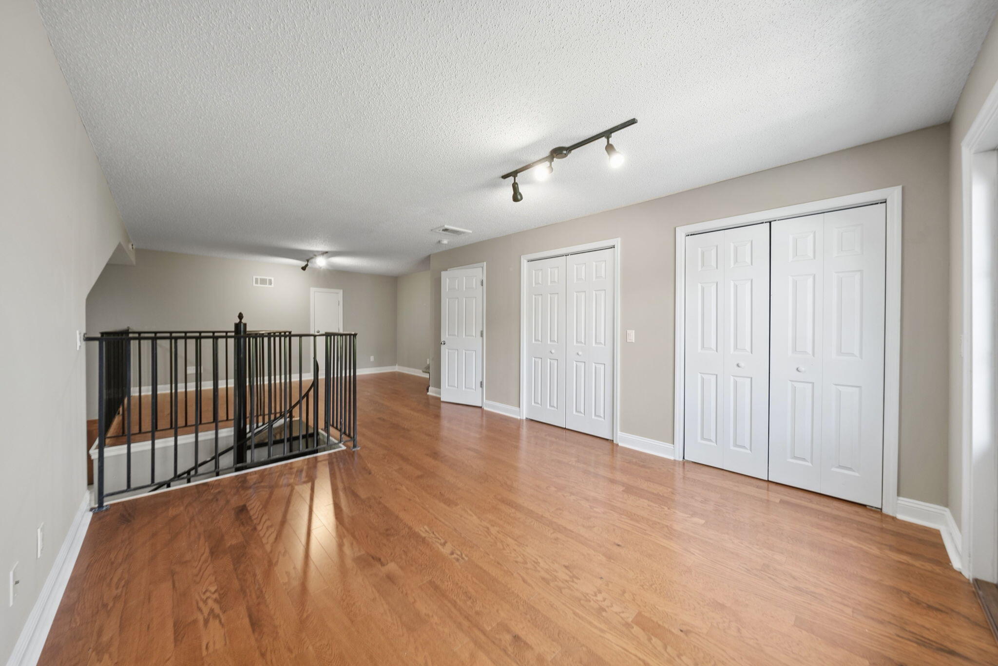 GRAND HARBOR - Residential