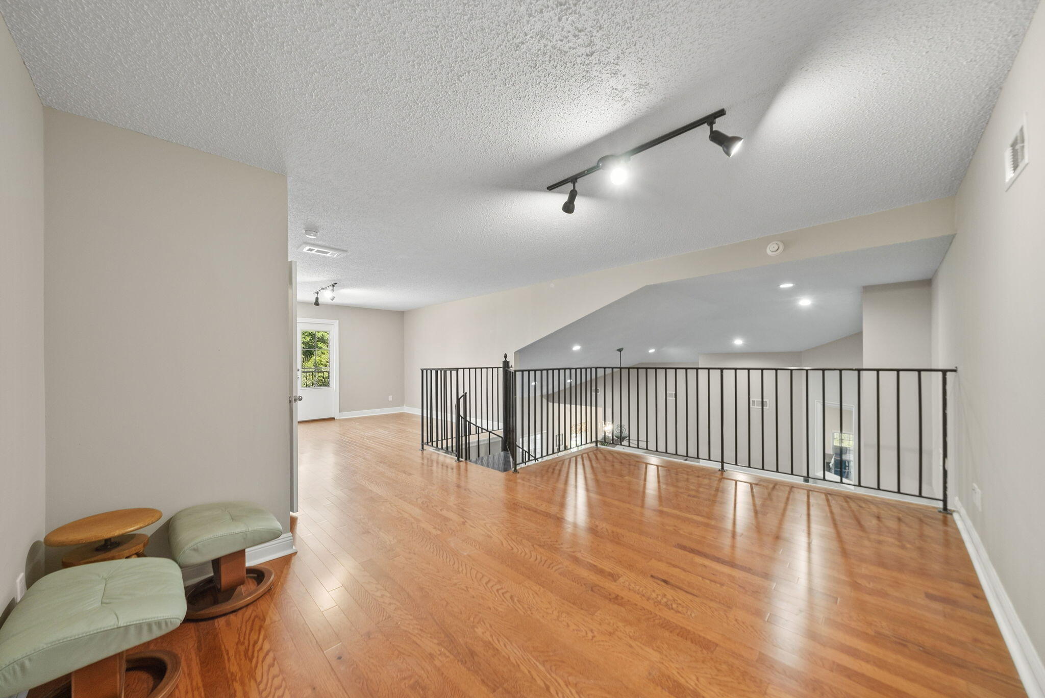 GRAND HARBOR - Residential