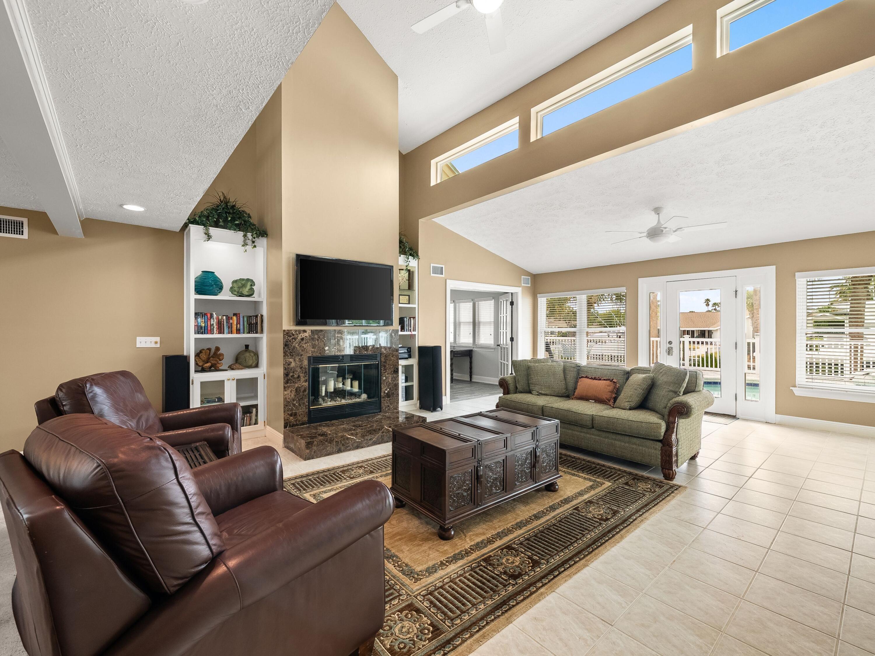 BAY POINT UNIT 1 - Residential