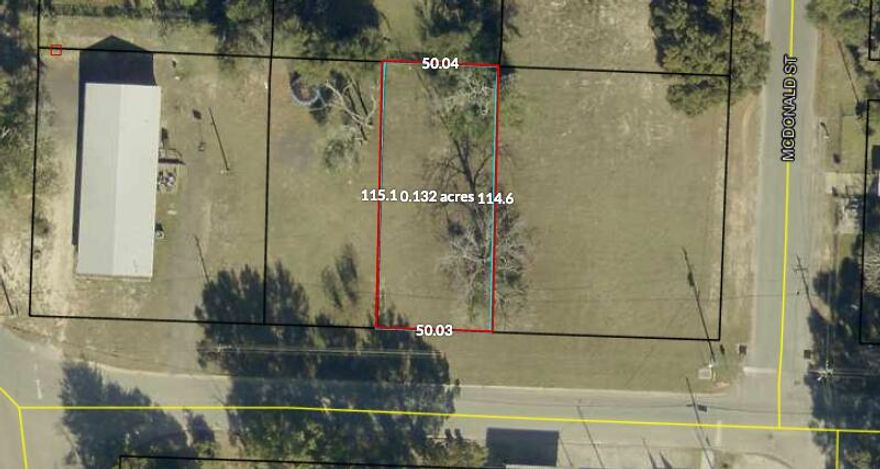 Centrally located future homesite providing easy commute to the local bases, beaches, and shopping centers. Buyer to verify utilities, setbacks, and minimum building requirements with the City of Crestview.