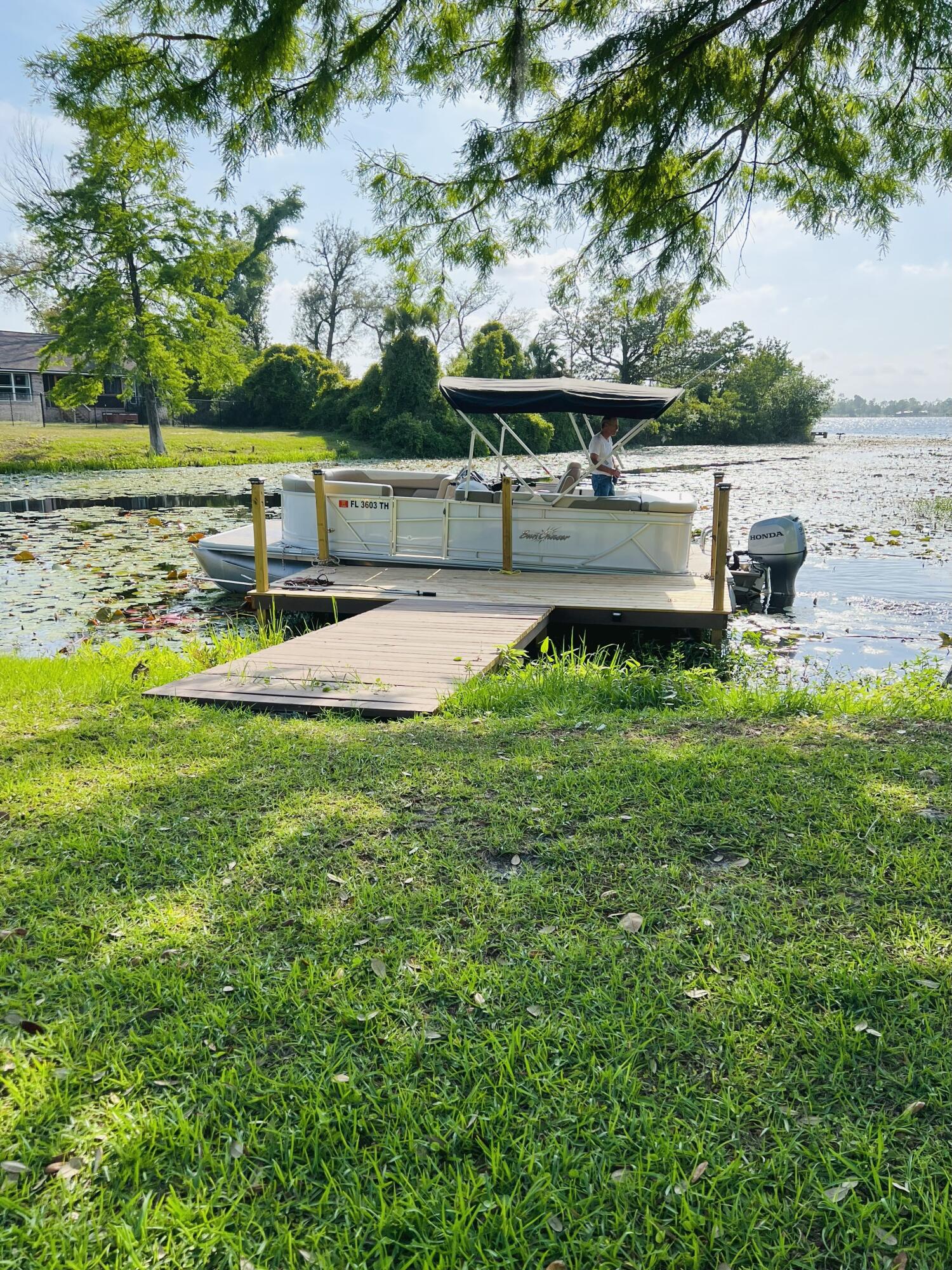 DEERPOINT ESTATES - Residential