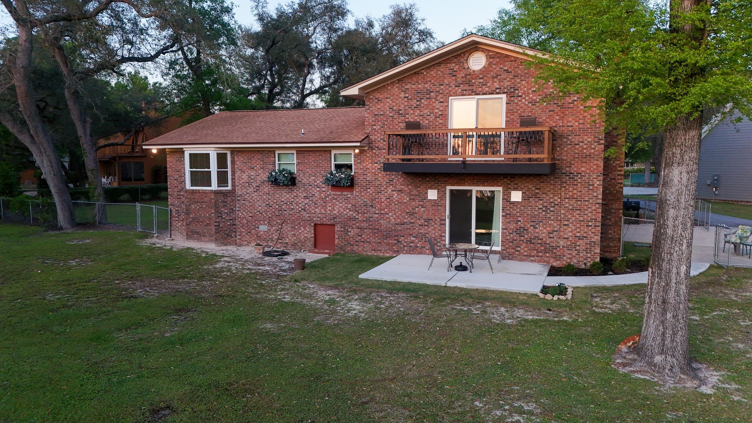 DEERPOINT ESTATES - Residential