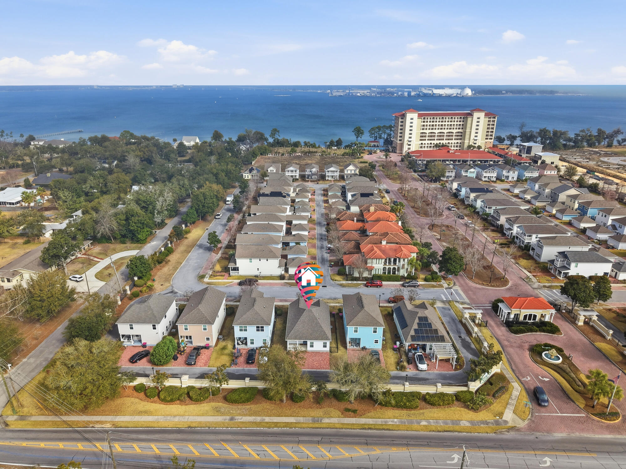 MAGNOLIA BAY CLUB - Residential