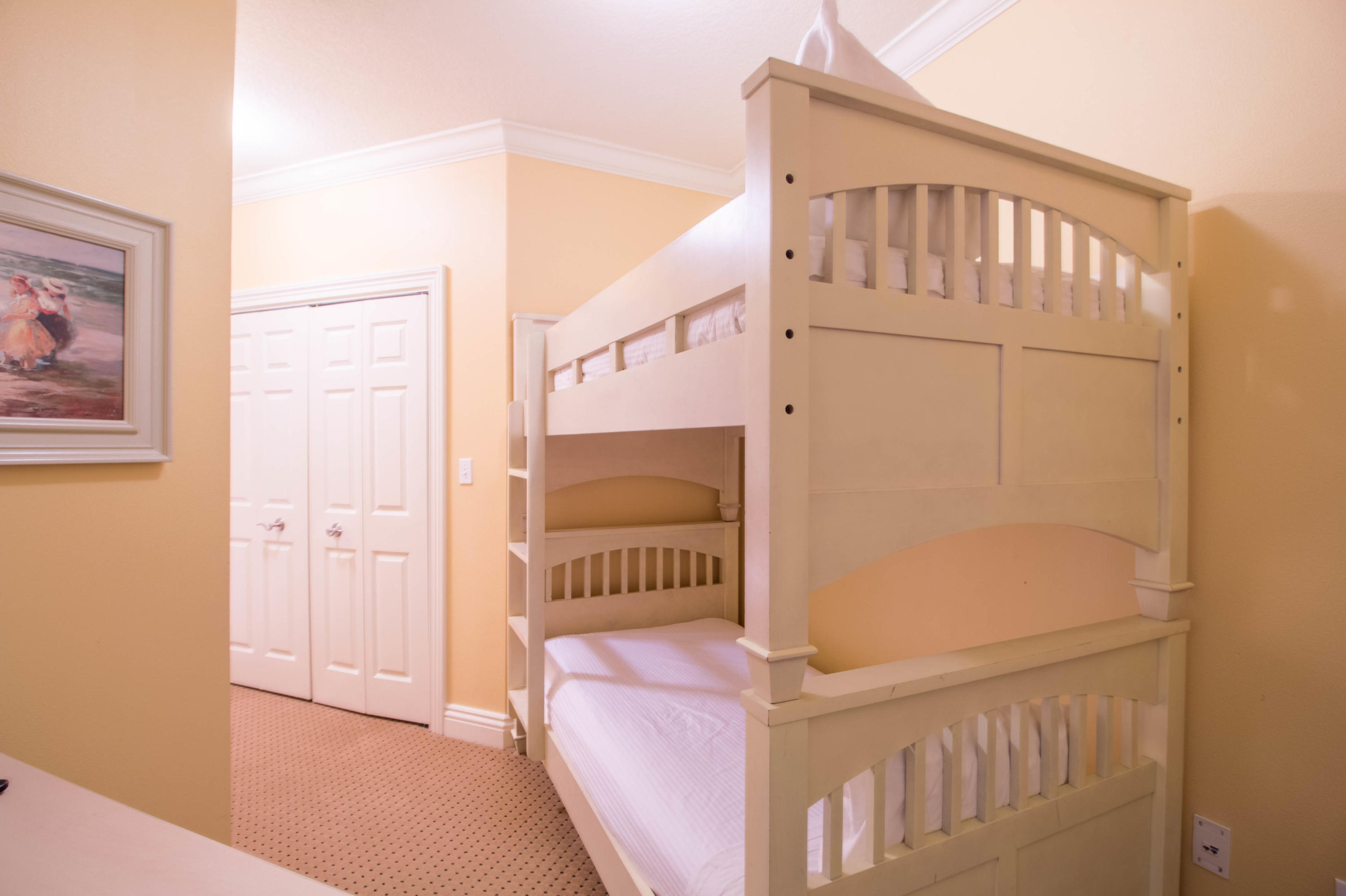 EMERALD GRANDE - Residential