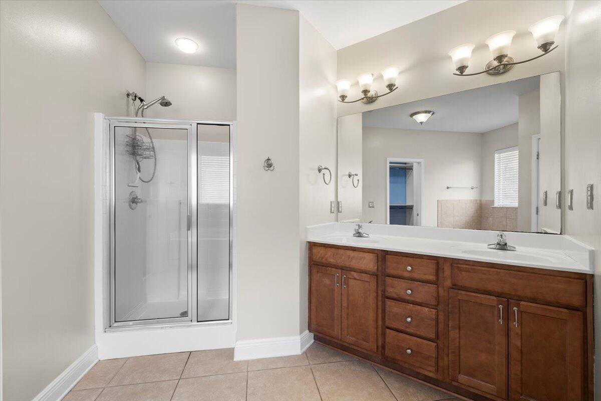 TREASURE ISLE ESTATES - Residential Lease