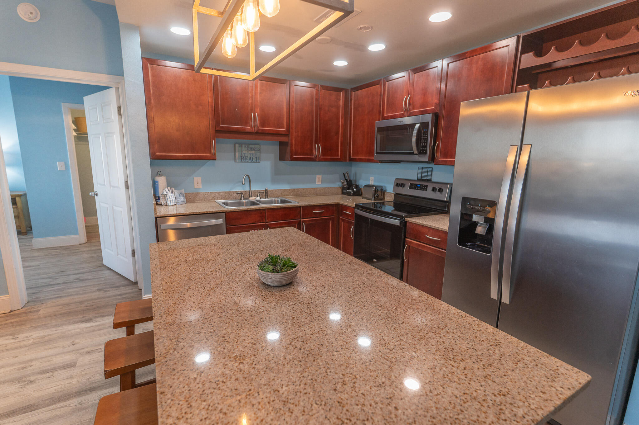 Laketown Wharf - Residential