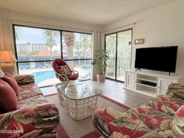 River Oaks Tennis Villas - Residential