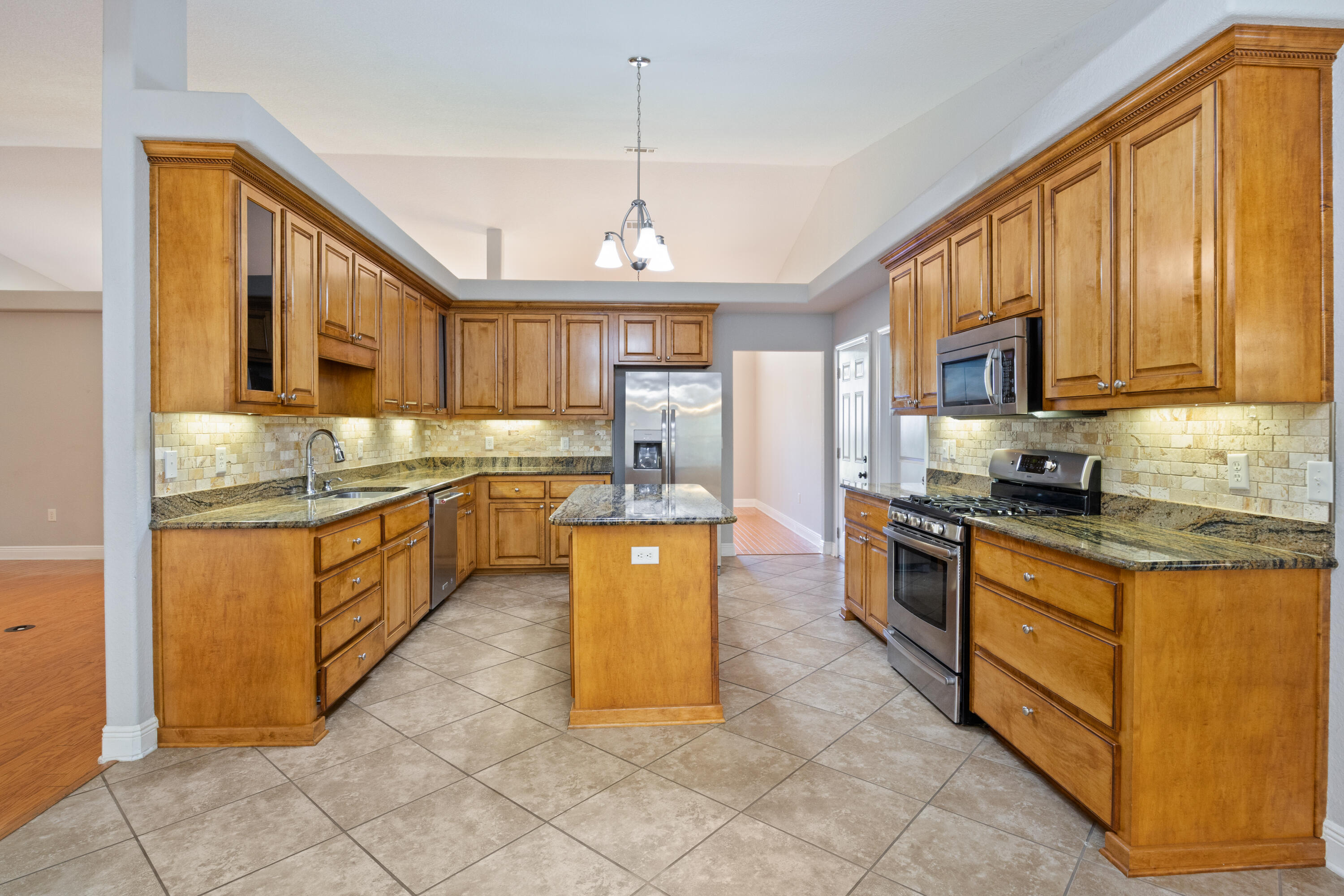 FOX VALLEY - Residential