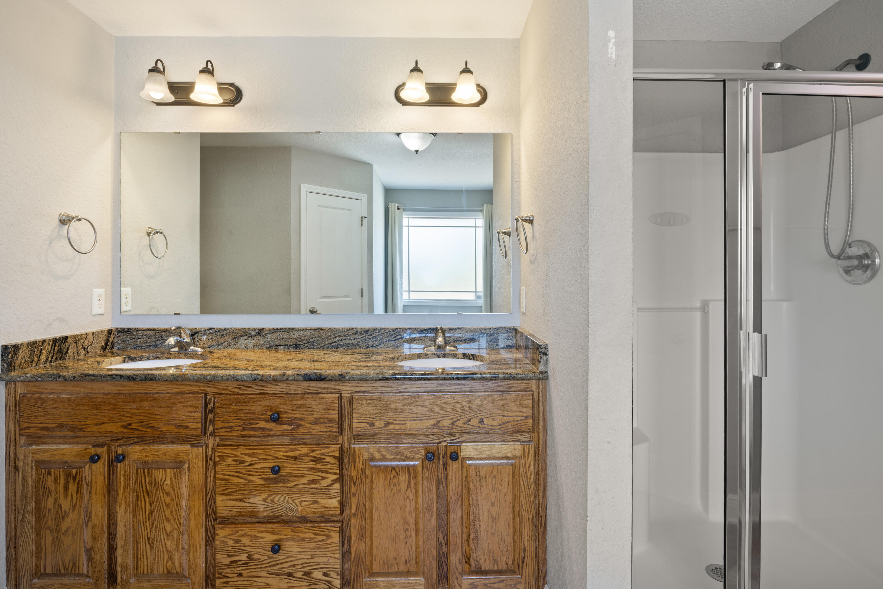 FOX VALLEY - Residential