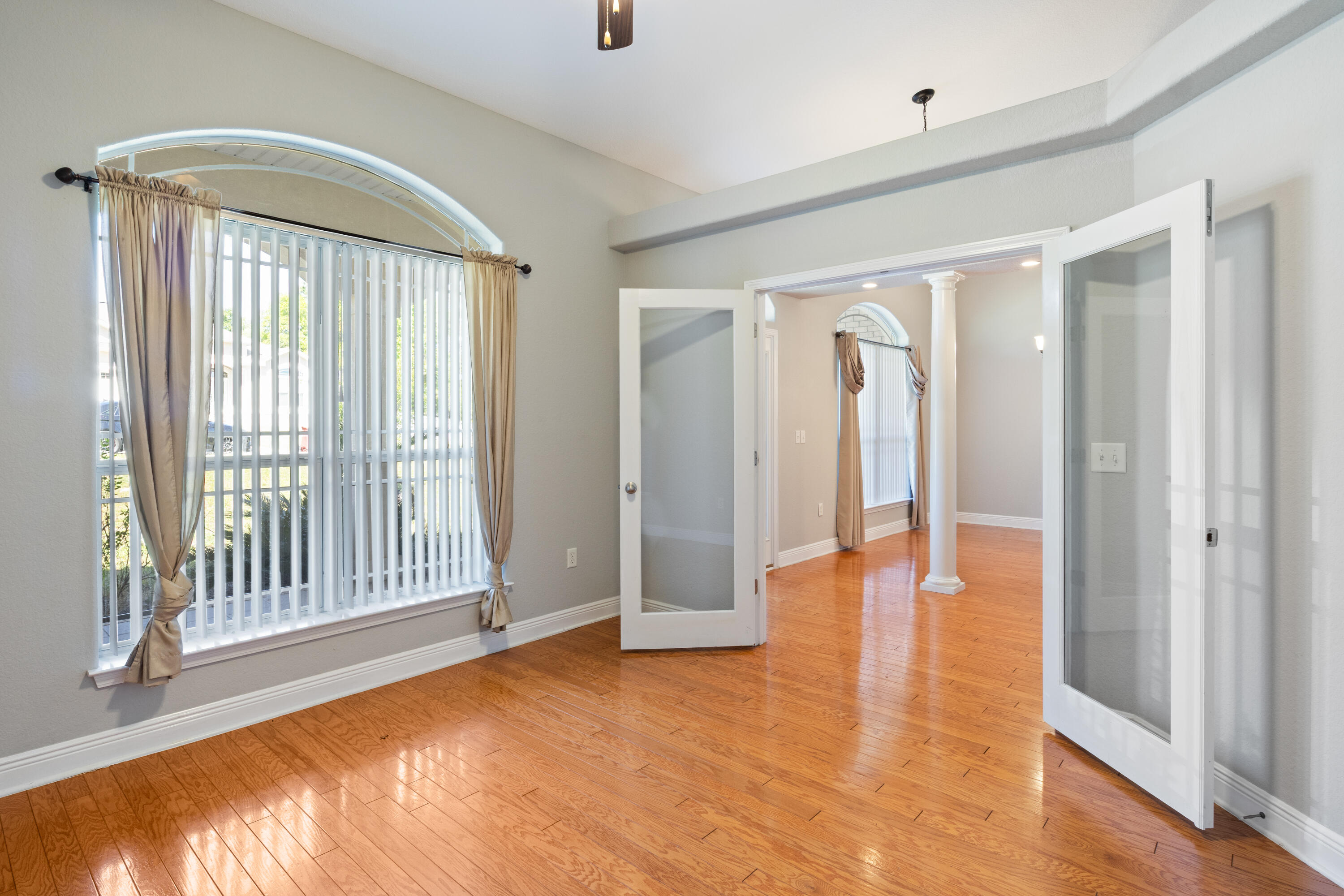 FOX VALLEY - Residential