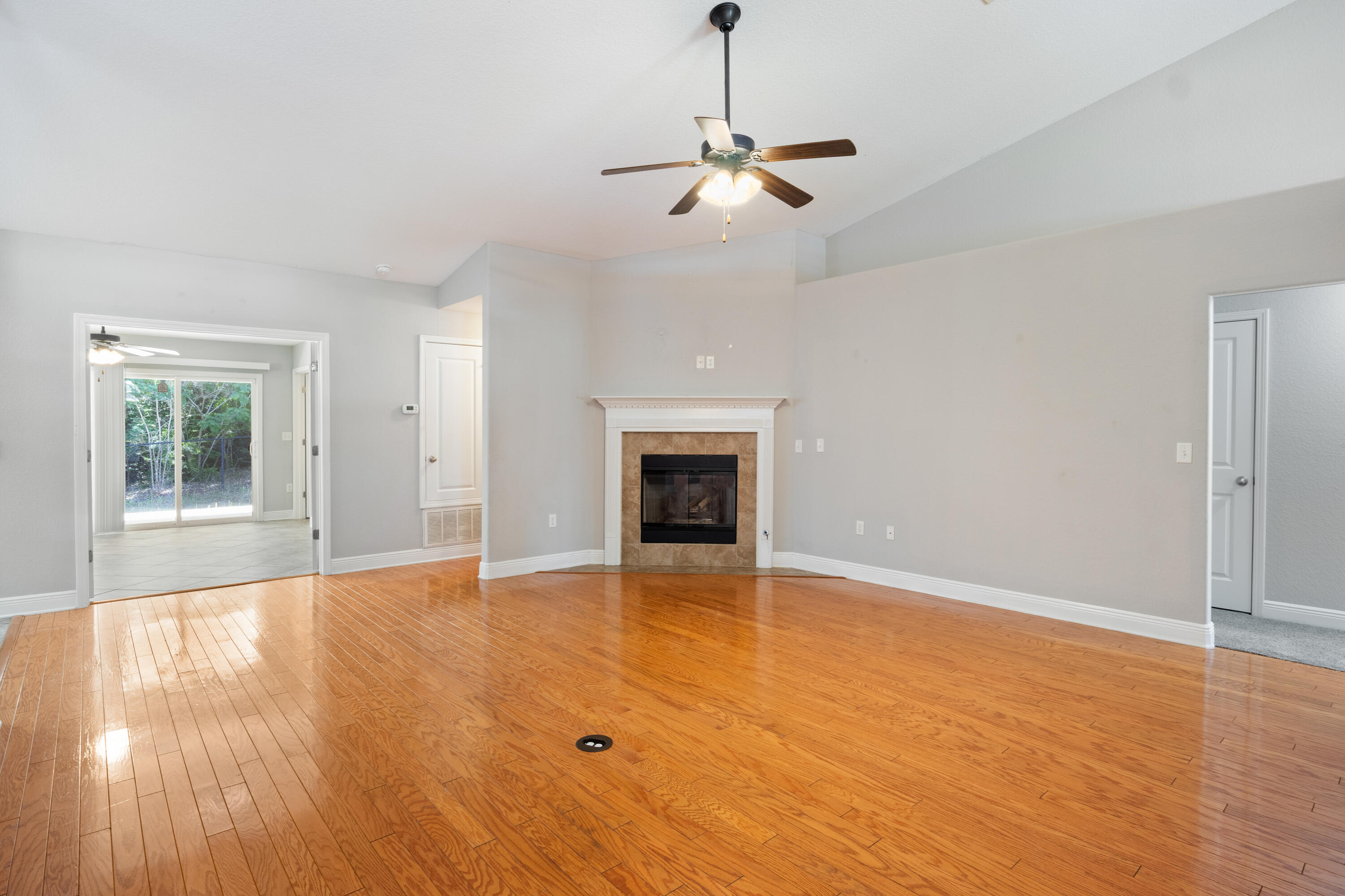 FOX VALLEY - Residential