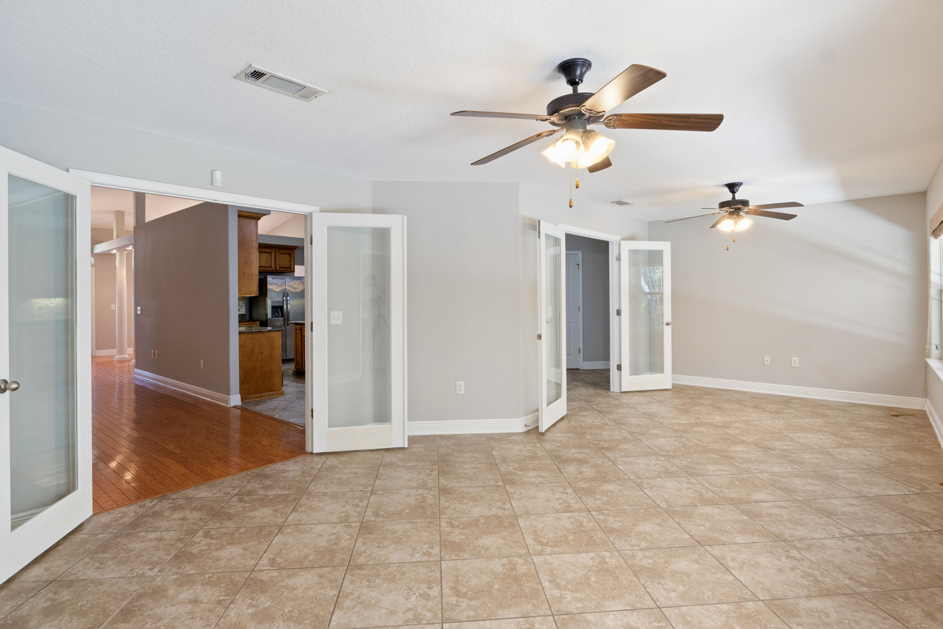 FOX VALLEY - Residential