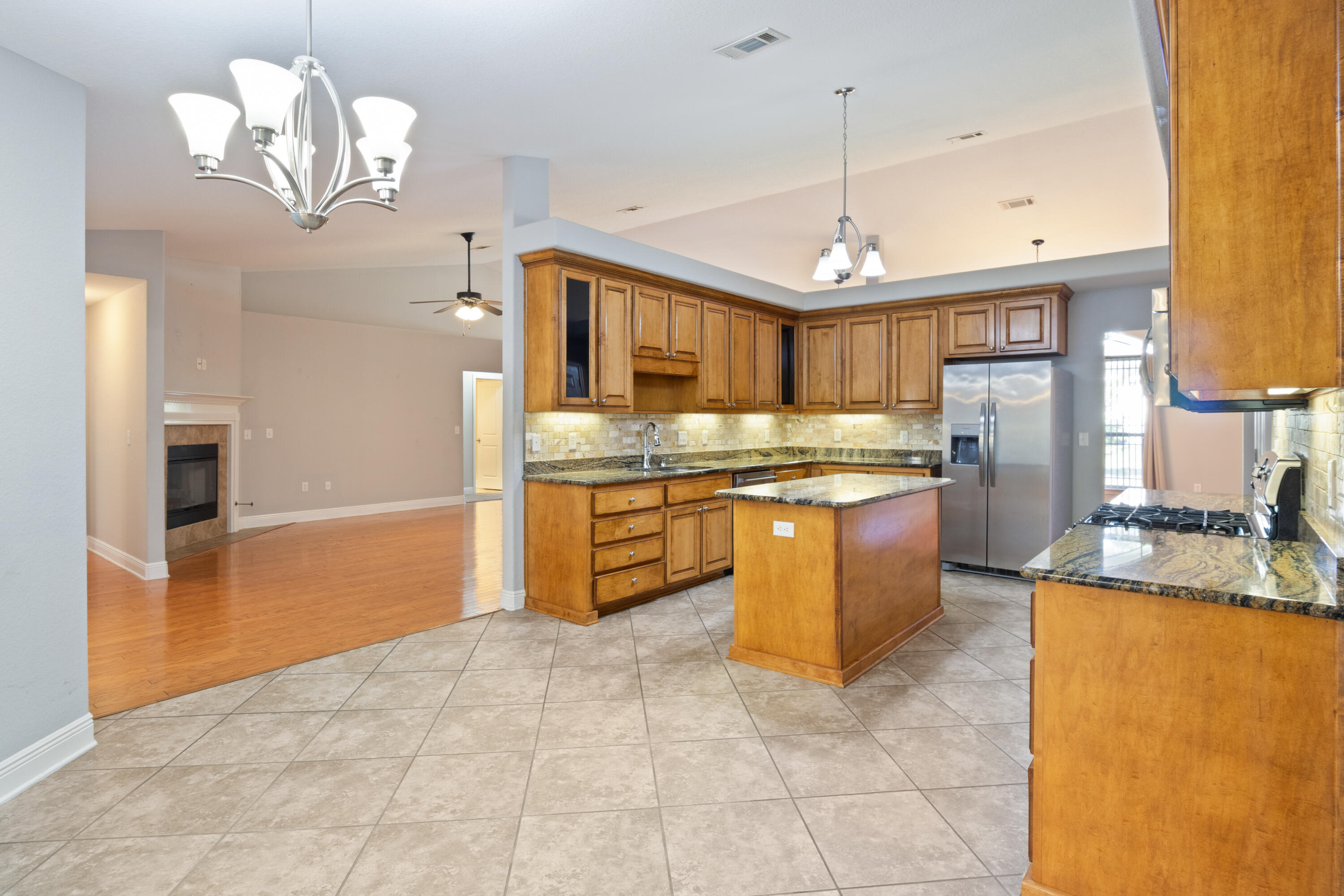 FOX VALLEY - Residential