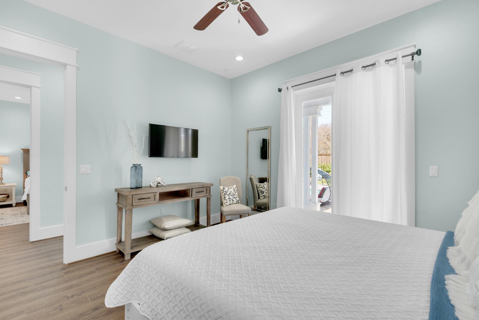 CRYSTAL BEACH - Residential