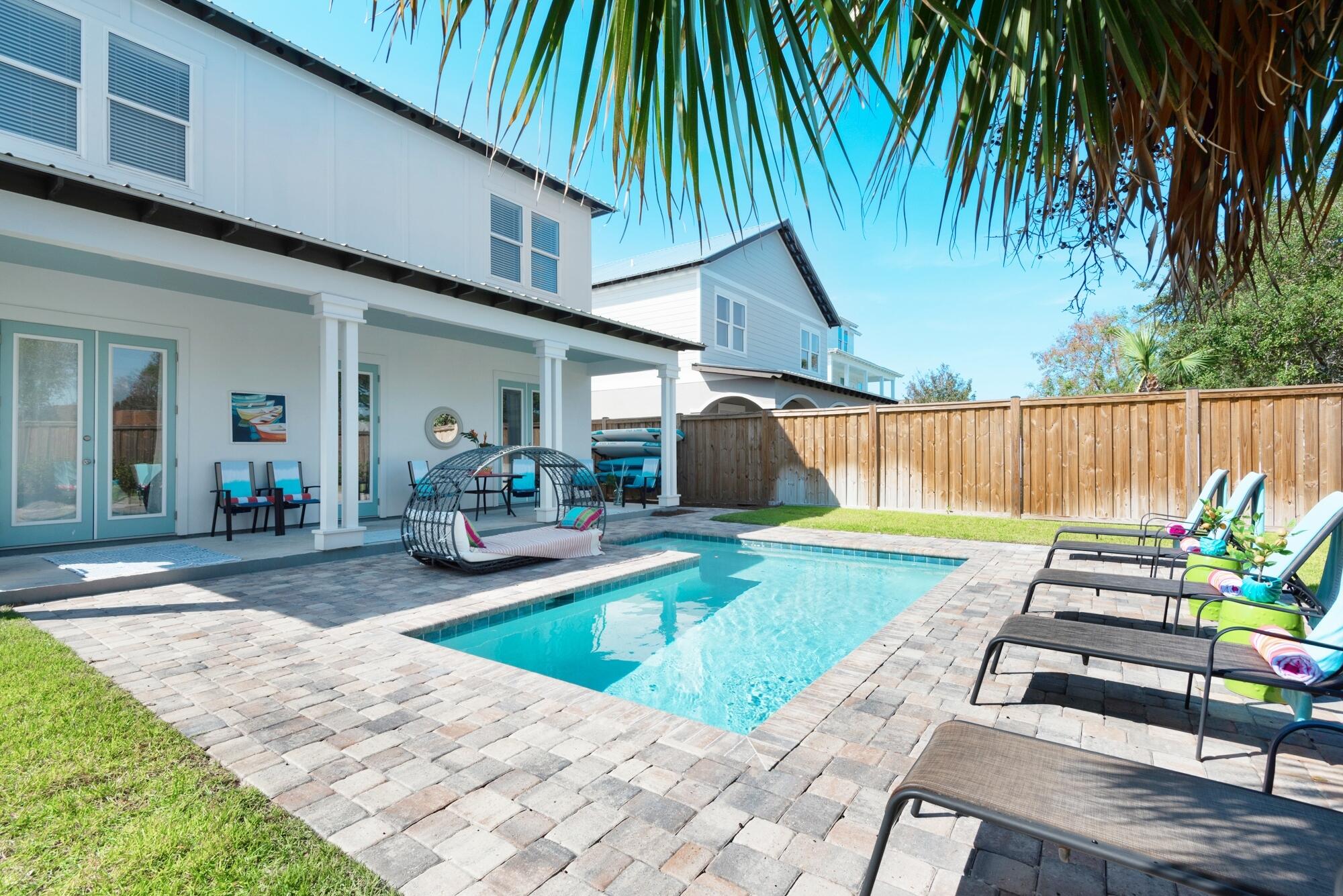 CRYSTAL BEACH - Residential