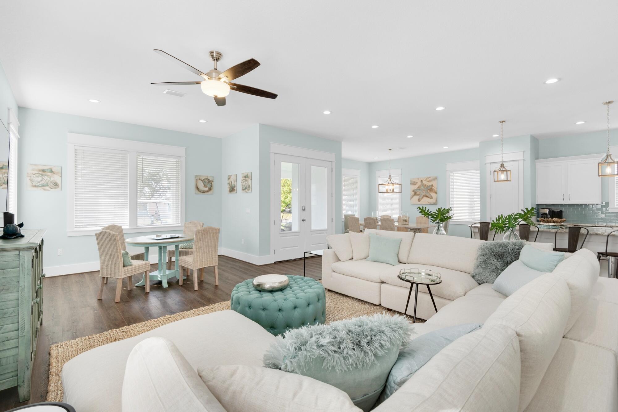 CRYSTAL BEACH - Residential