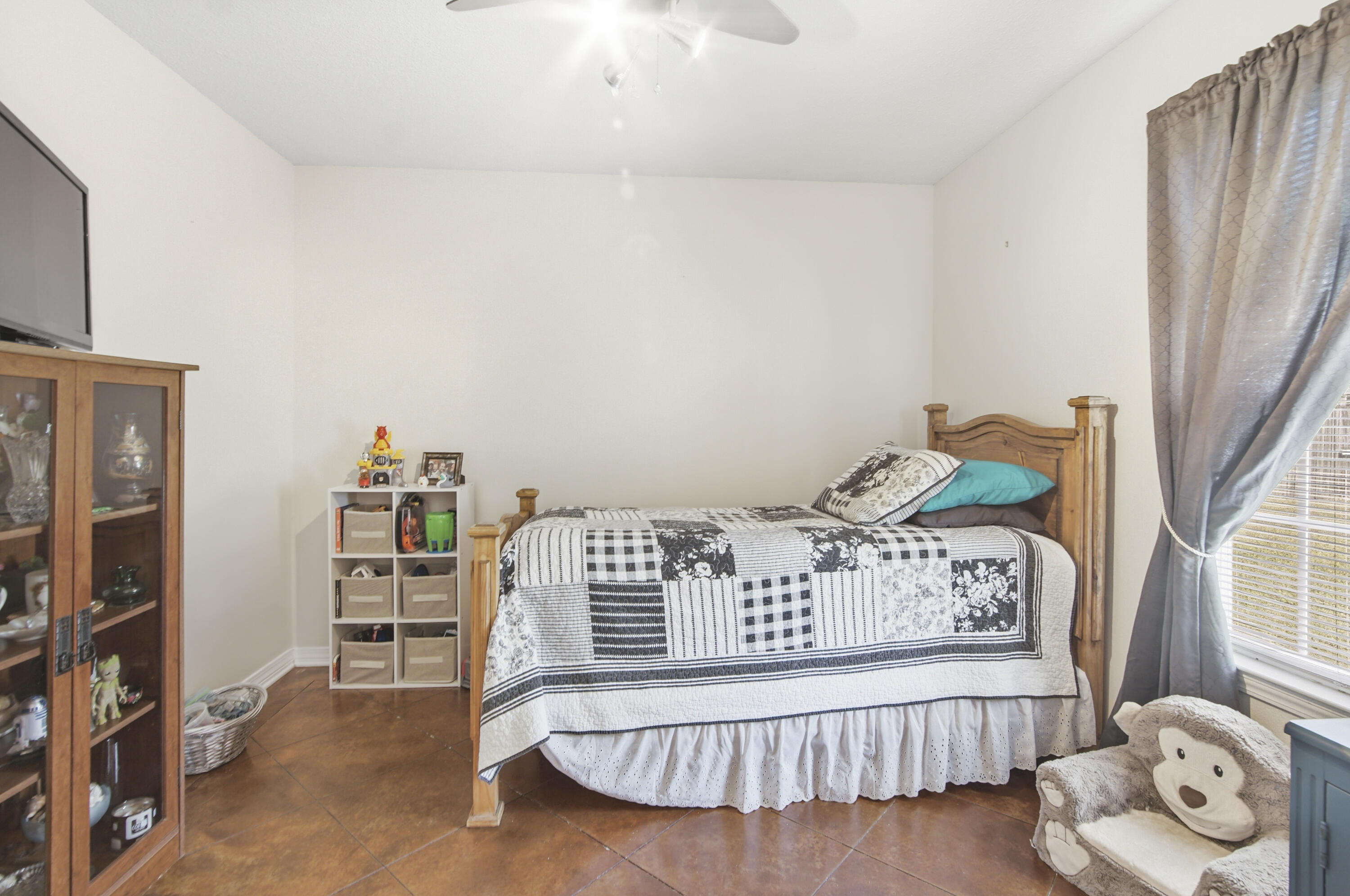 TOWN OF LOCKHART - Residential