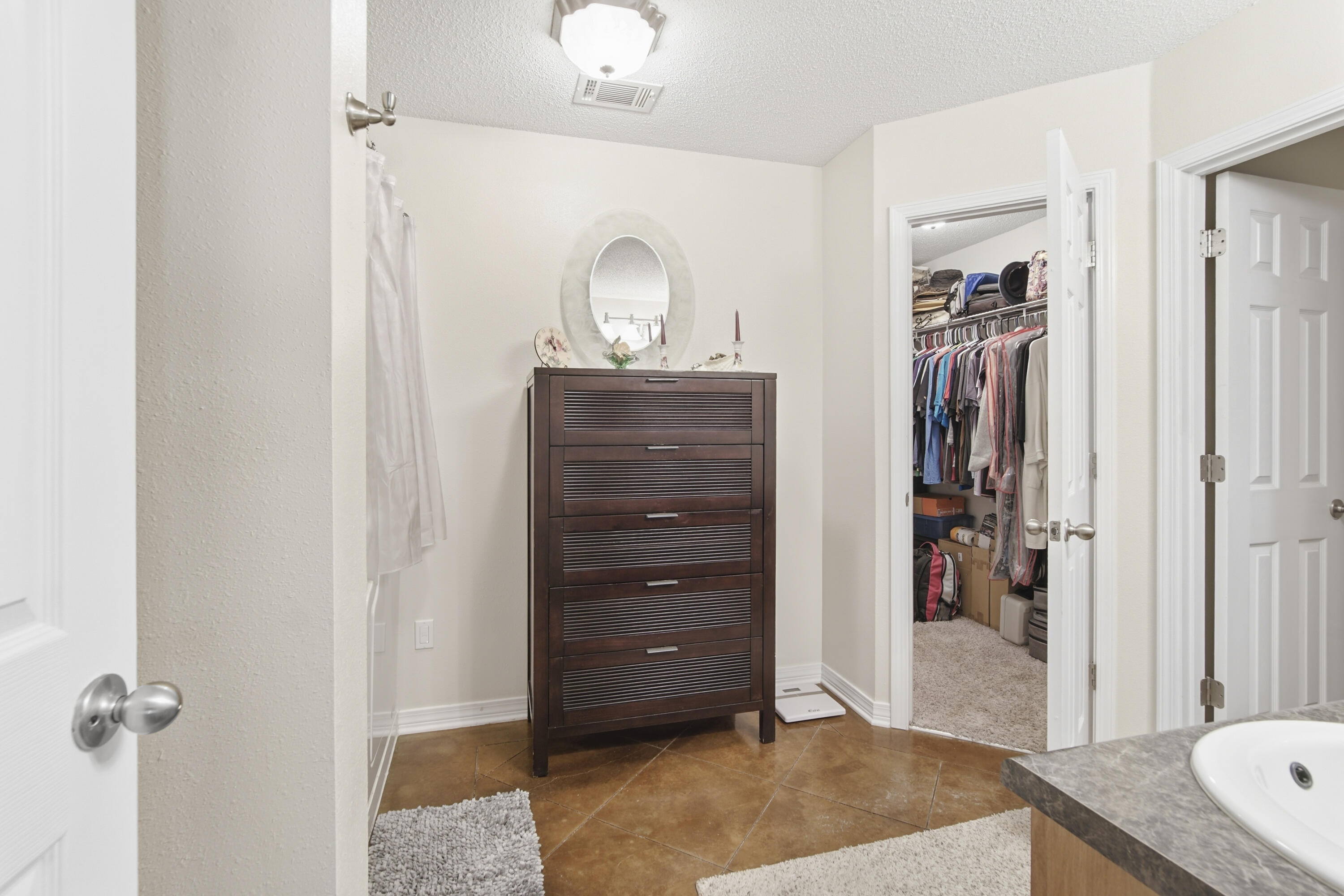 TOWN OF LOCKHART - Residential