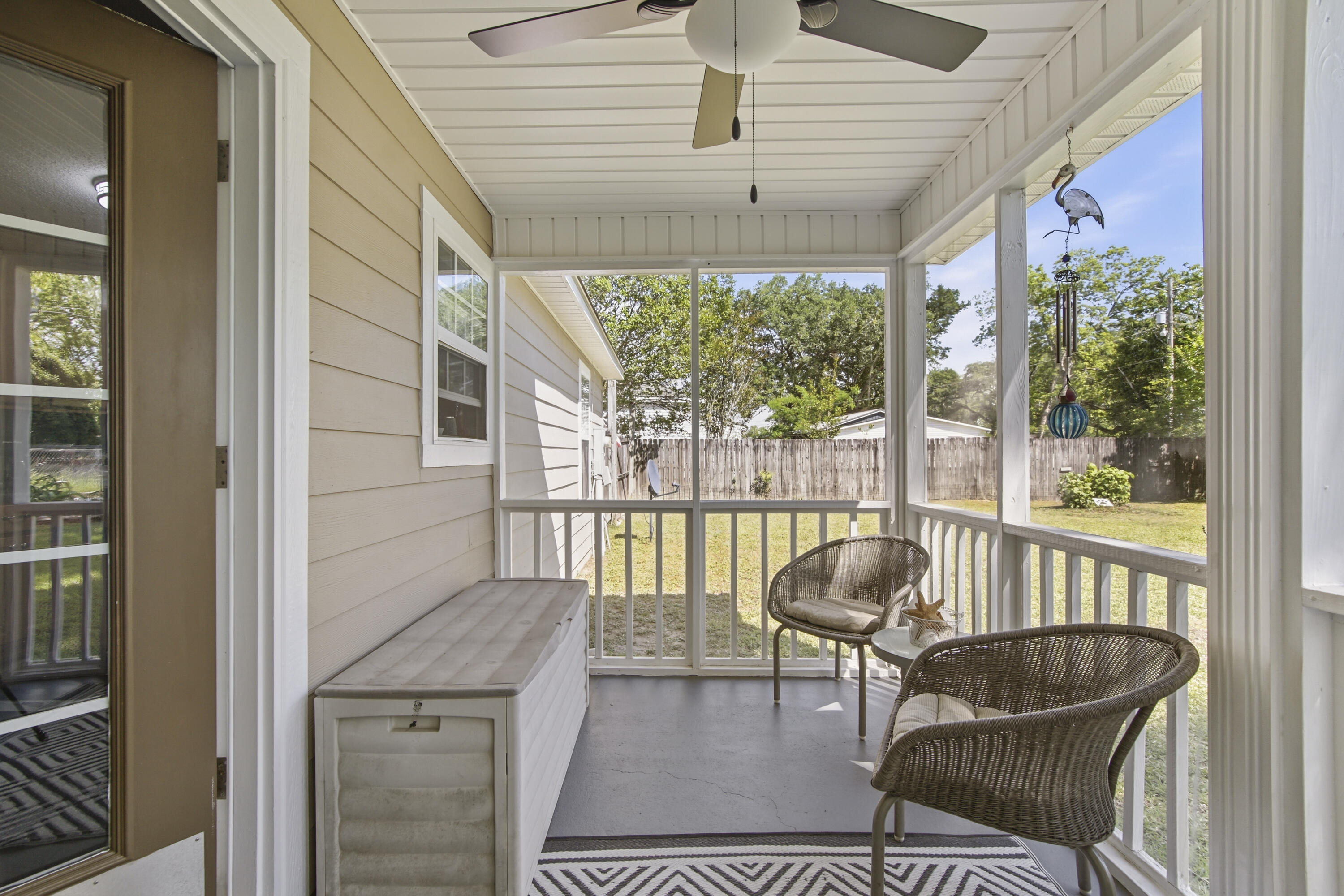 TOWN OF LOCKHART - Residential