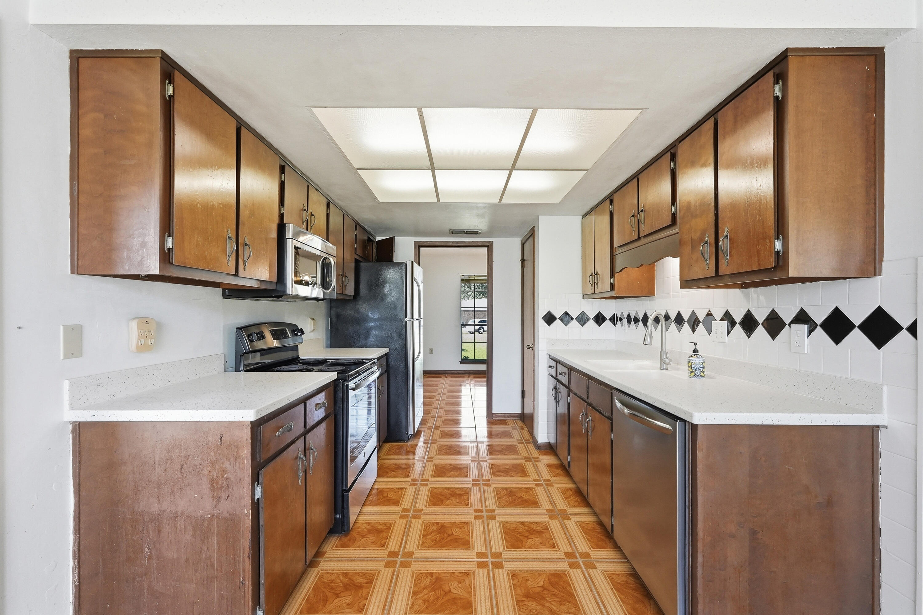 TANGLEWOOD S/D - Residential