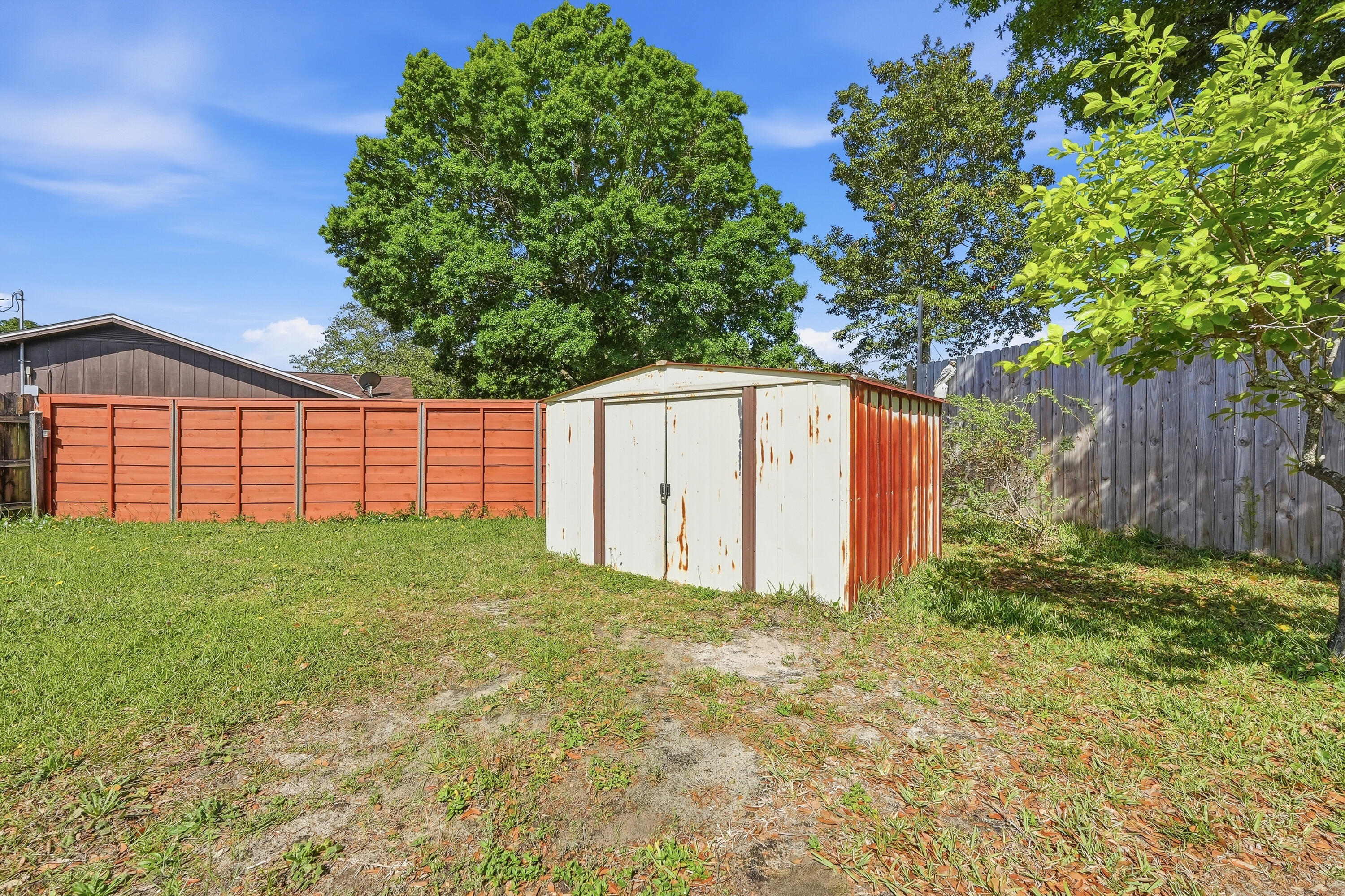 TANGLEWOOD S/D - Residential