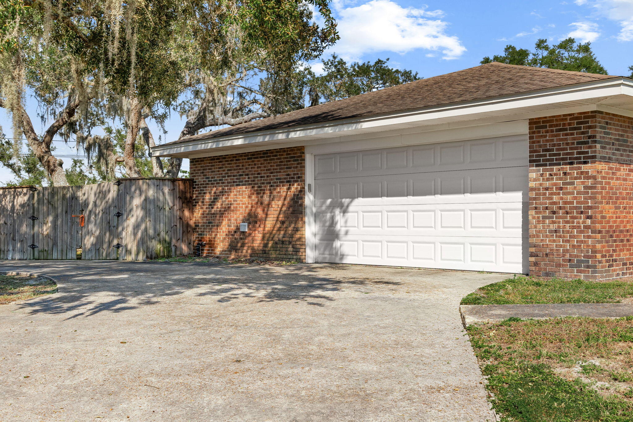 3002 Island View Circle
