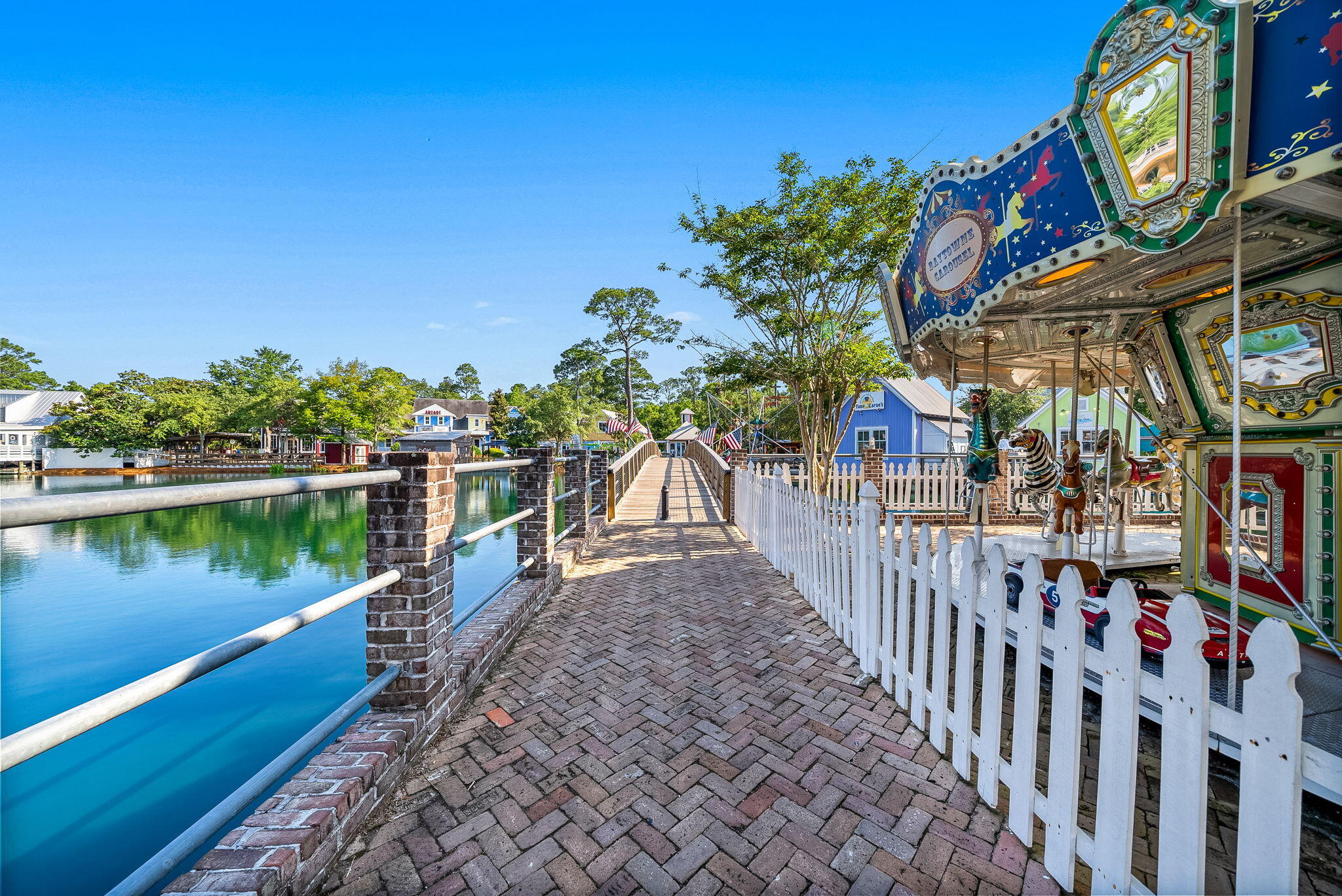 OBSERVATION POINT - Residential