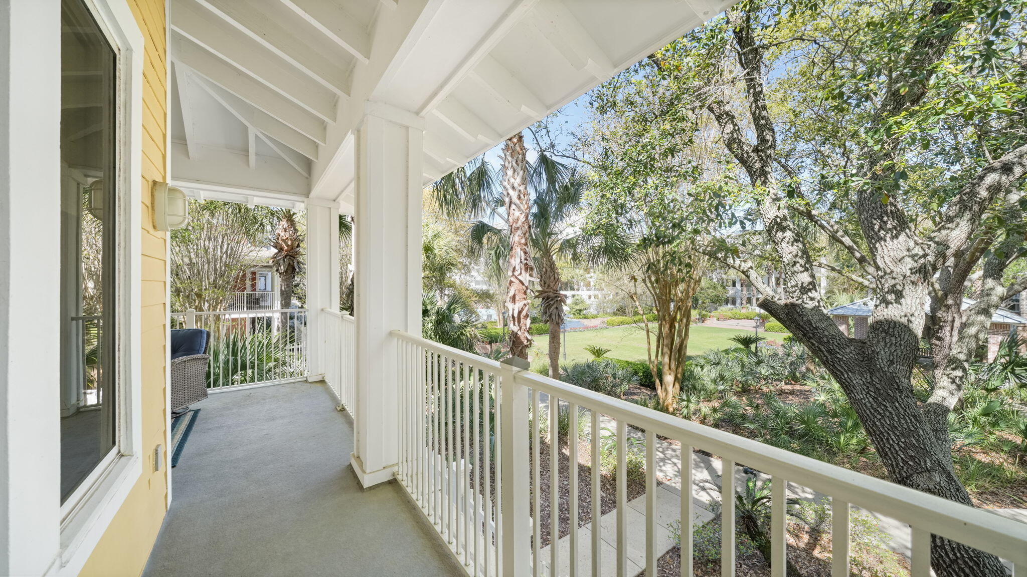 OBSERVATION POINT - Residential