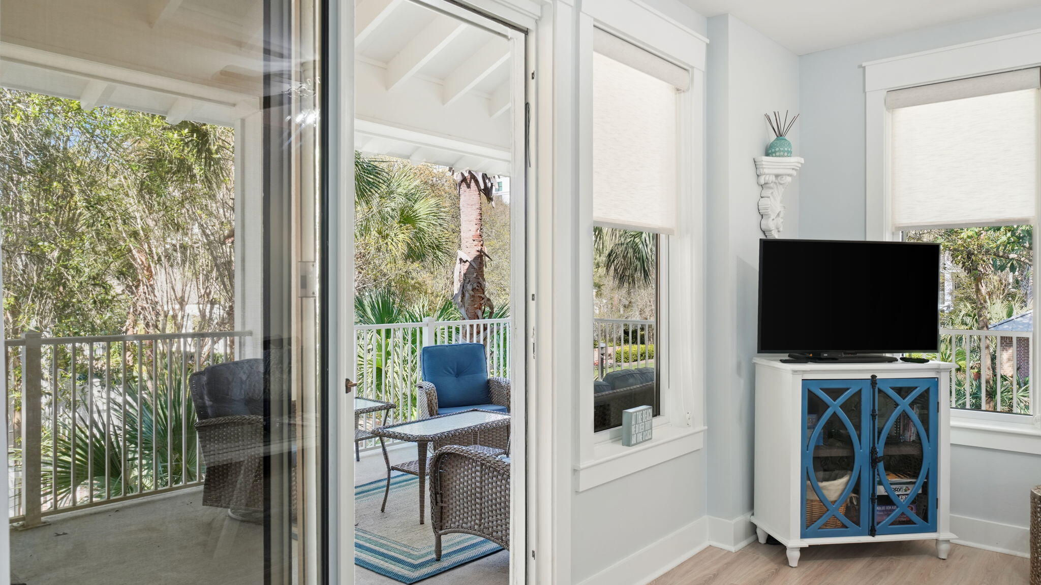 OBSERVATION POINT - Residential