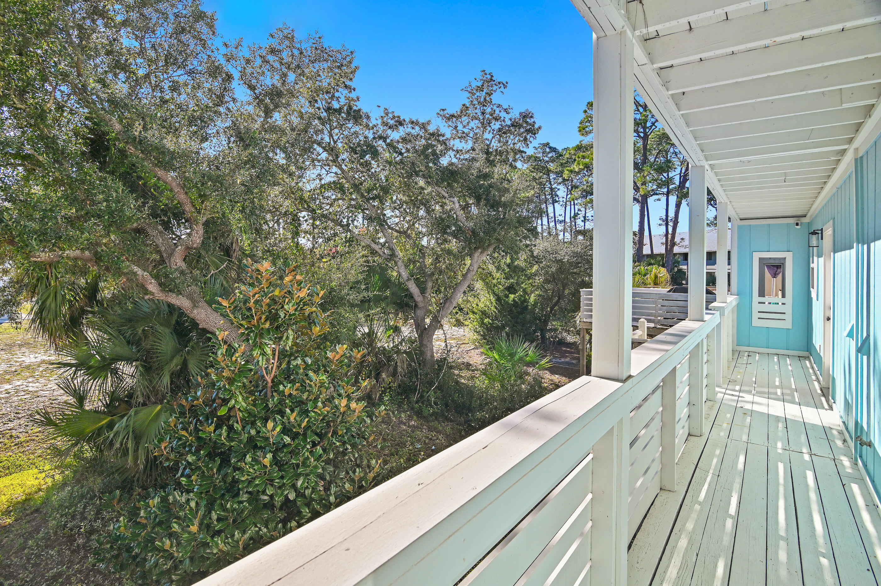 PIRATES COVE - Residential