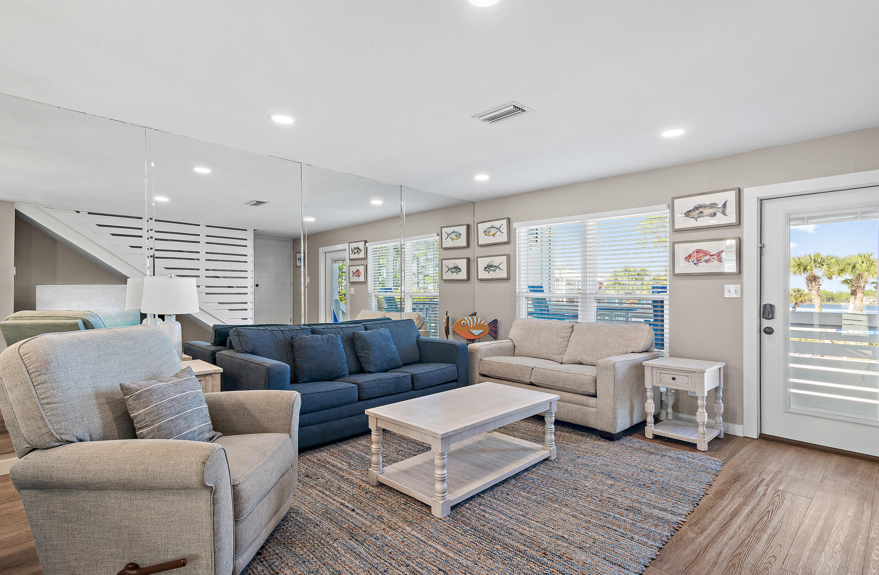 PIRATES COVE - Residential