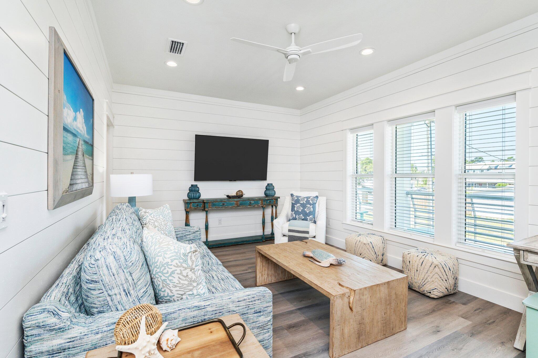 EASTERN LAKE S/D - Residential