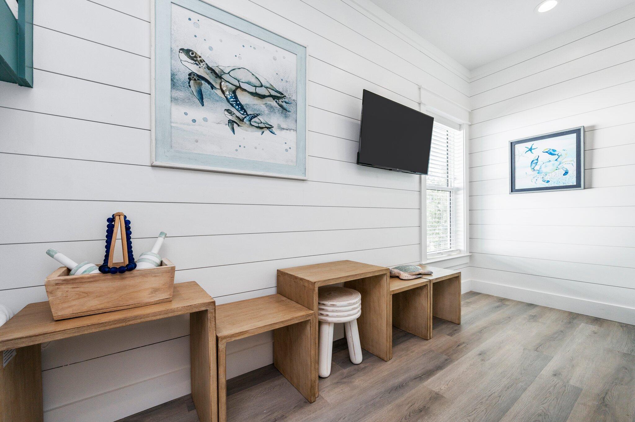 EASTERN LAKE S/D - Residential