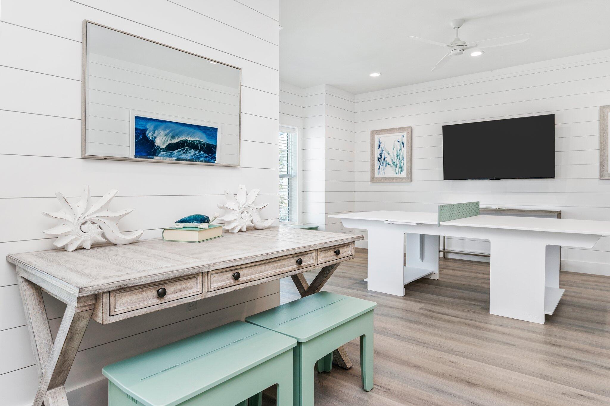 EASTERN LAKE S/D - Residential