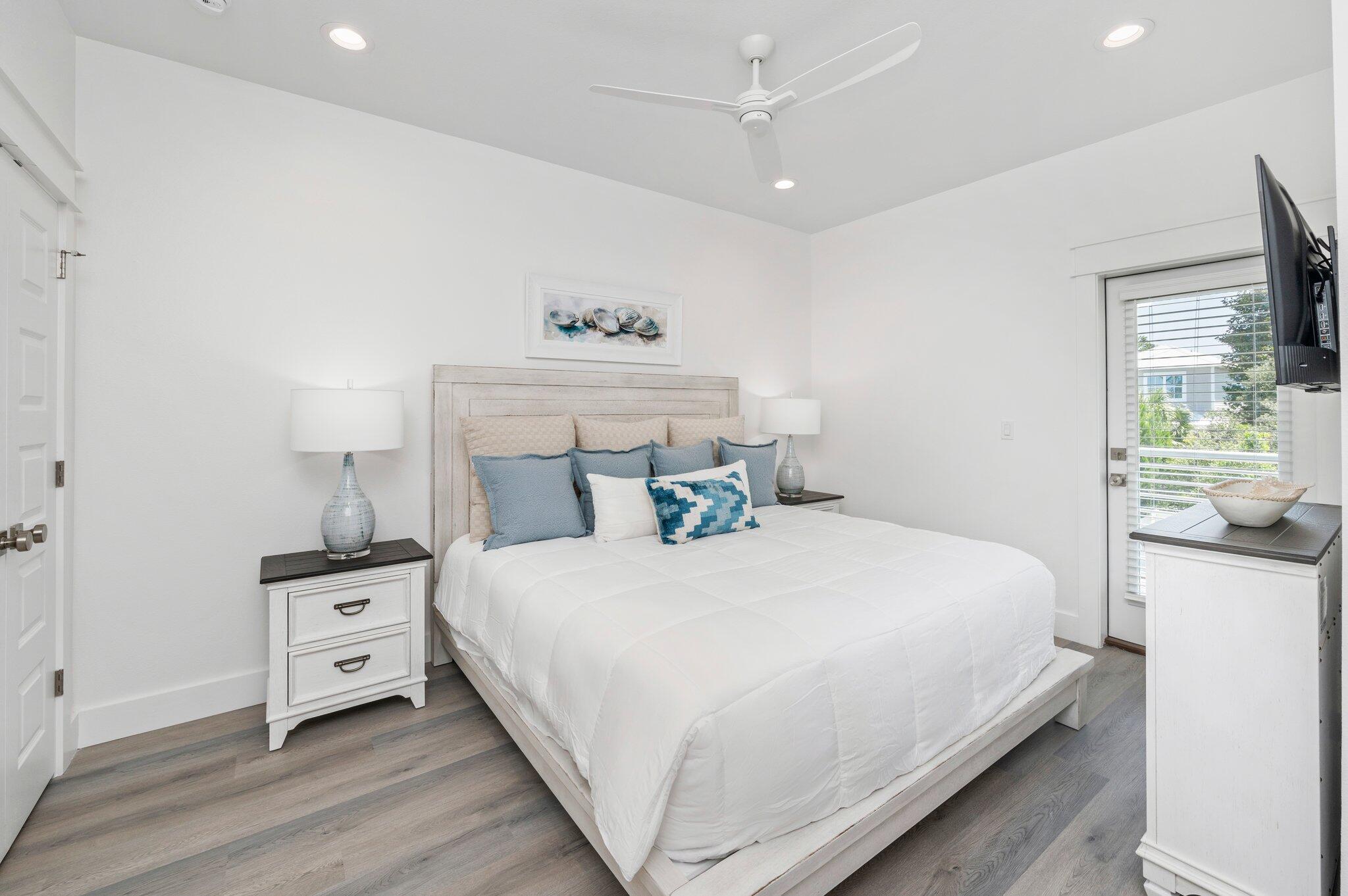 EASTERN LAKE S/D - Residential