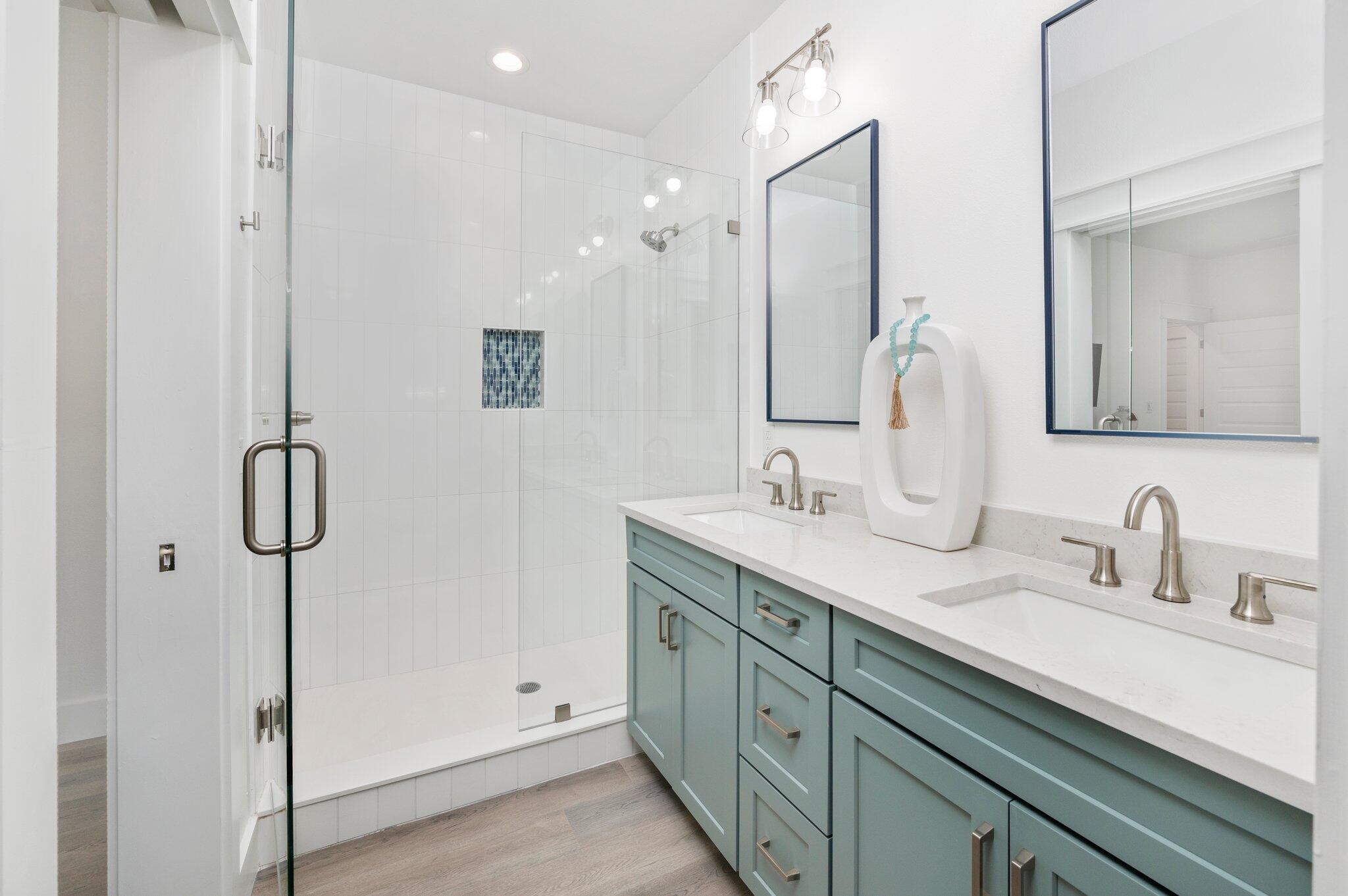 EASTERN LAKE S/D - Residential