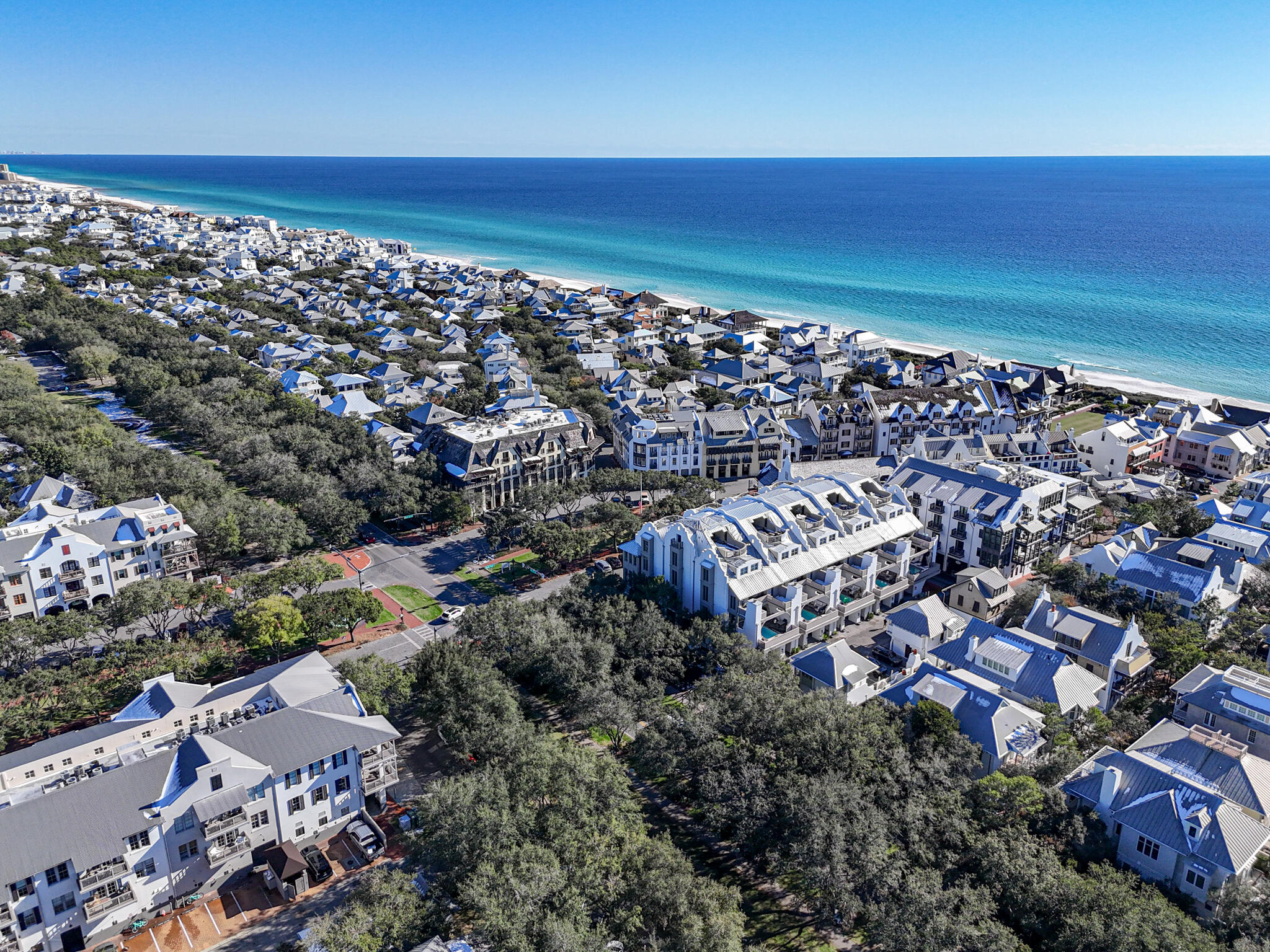 ROSEMARY BEACH
The Lofts West at Barrett Square - Residential
