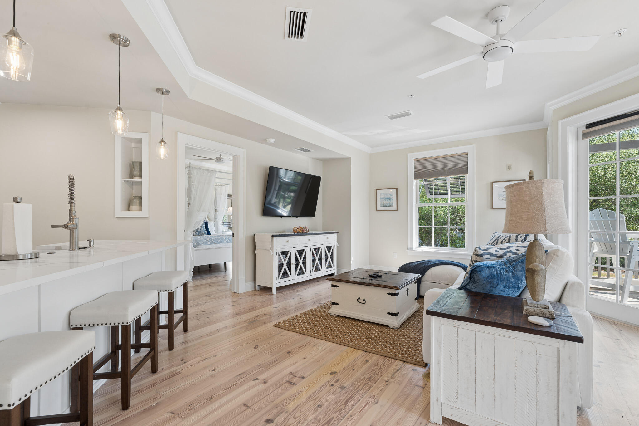 ROSEMARY BEACH
The Lofts West at Barrett Square - Residential