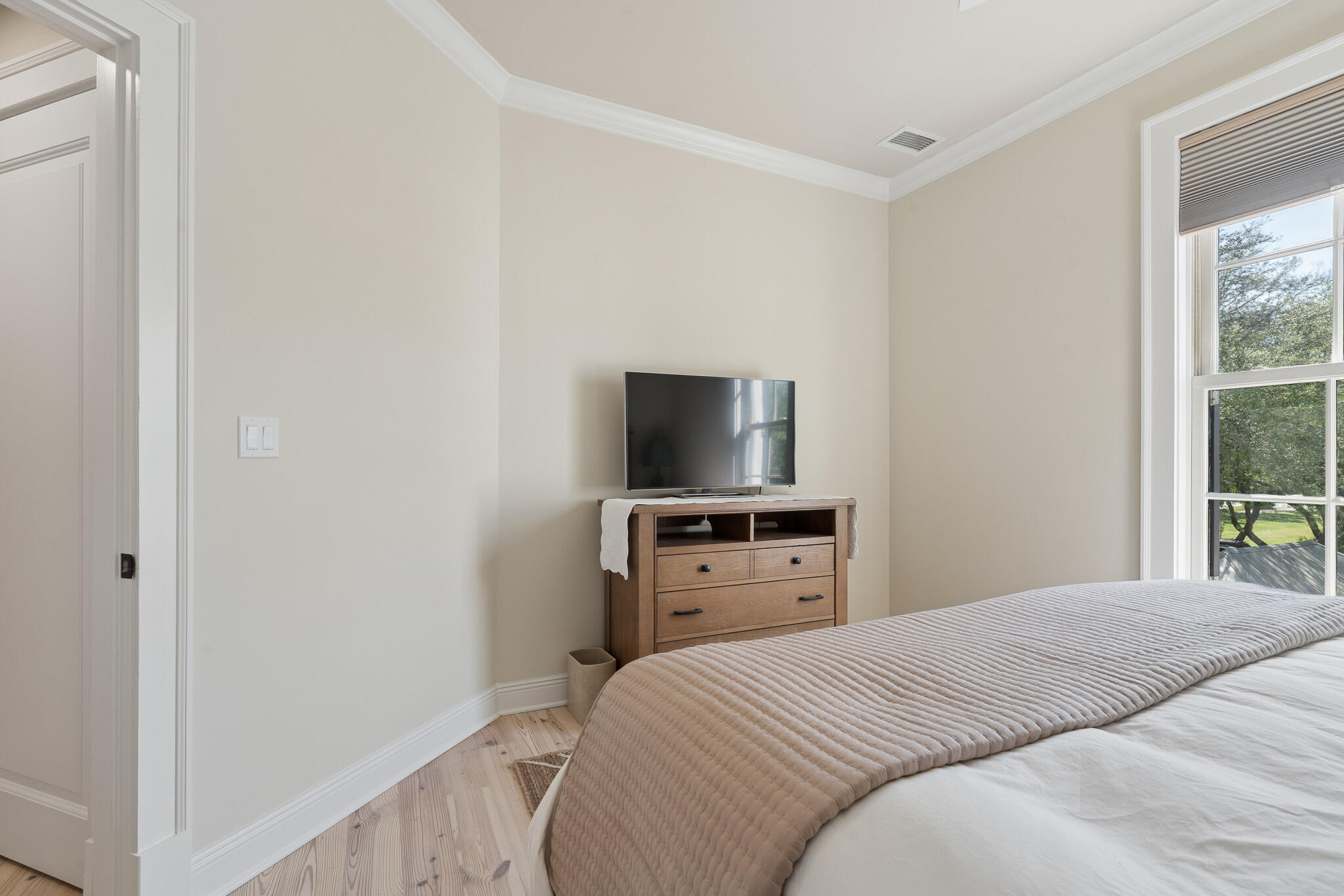 ROSEMARY BEACH
The Lofts West at Barrett Square - Residential